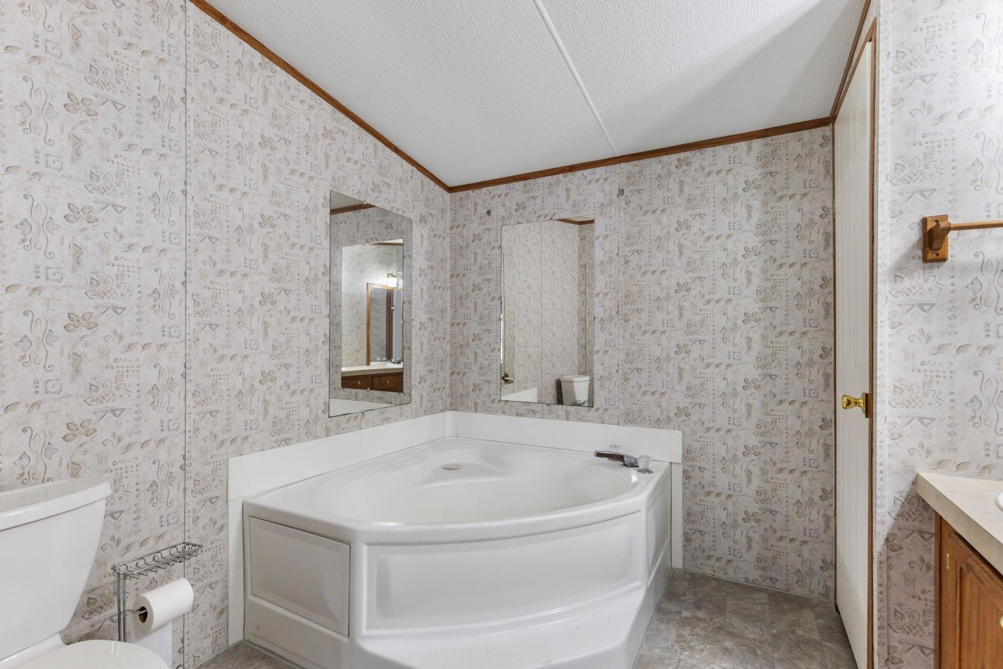 26214 Country Hollow Street Property Photo 19