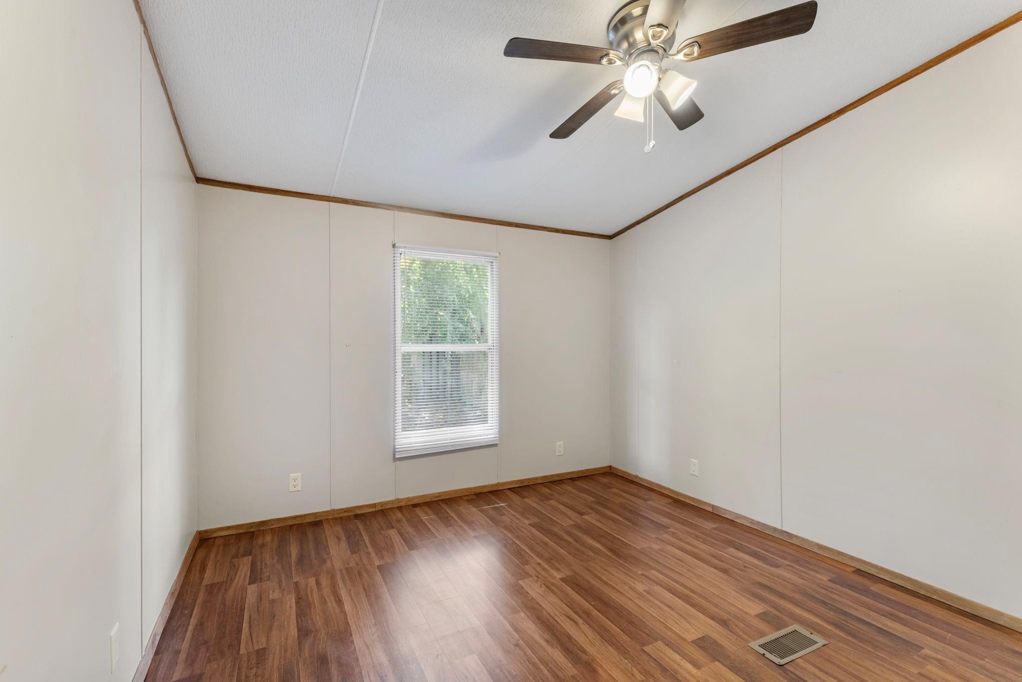 26214 Country Hollow Street Property Photo 21