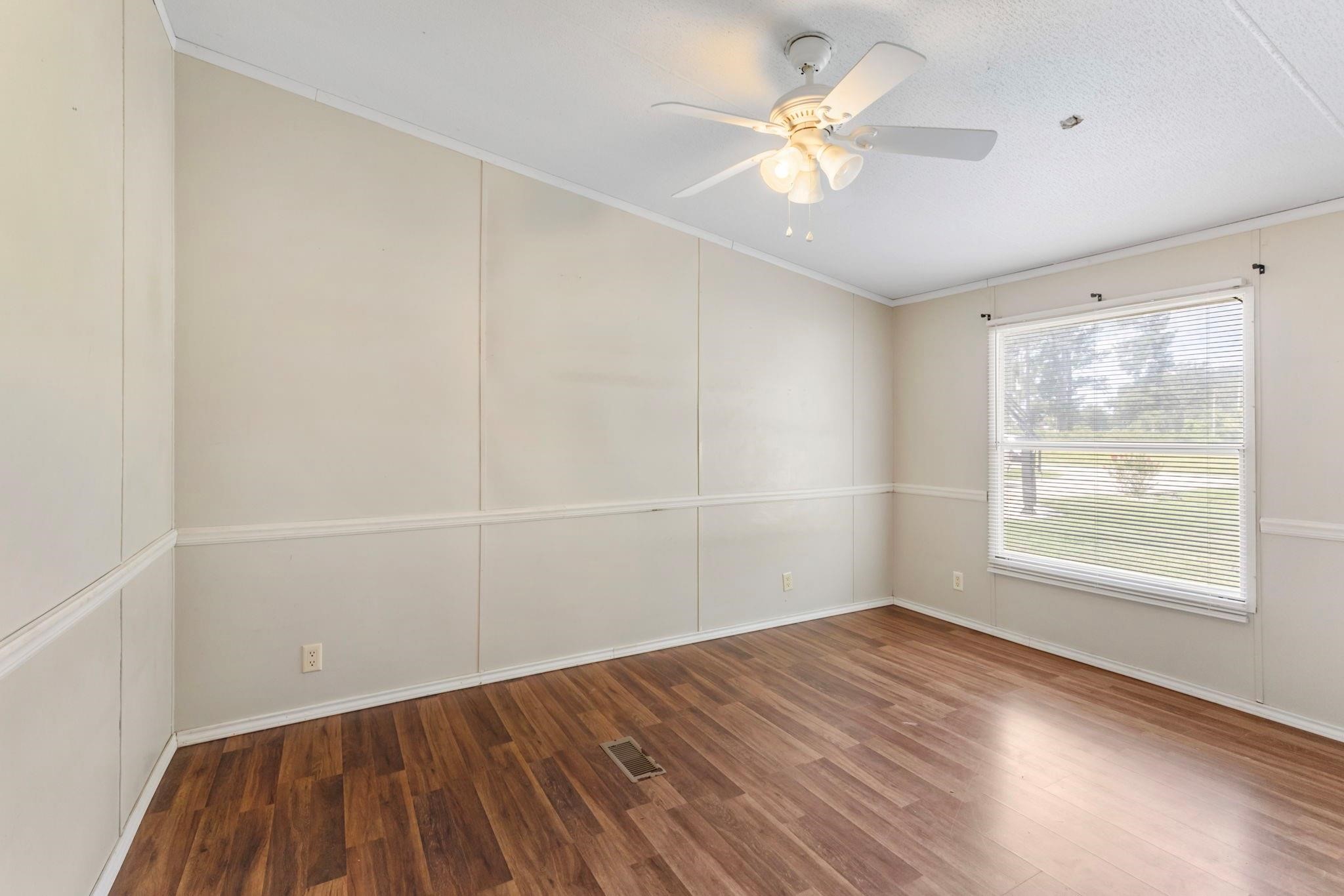26214 Country Hollow Street Property Photo 22