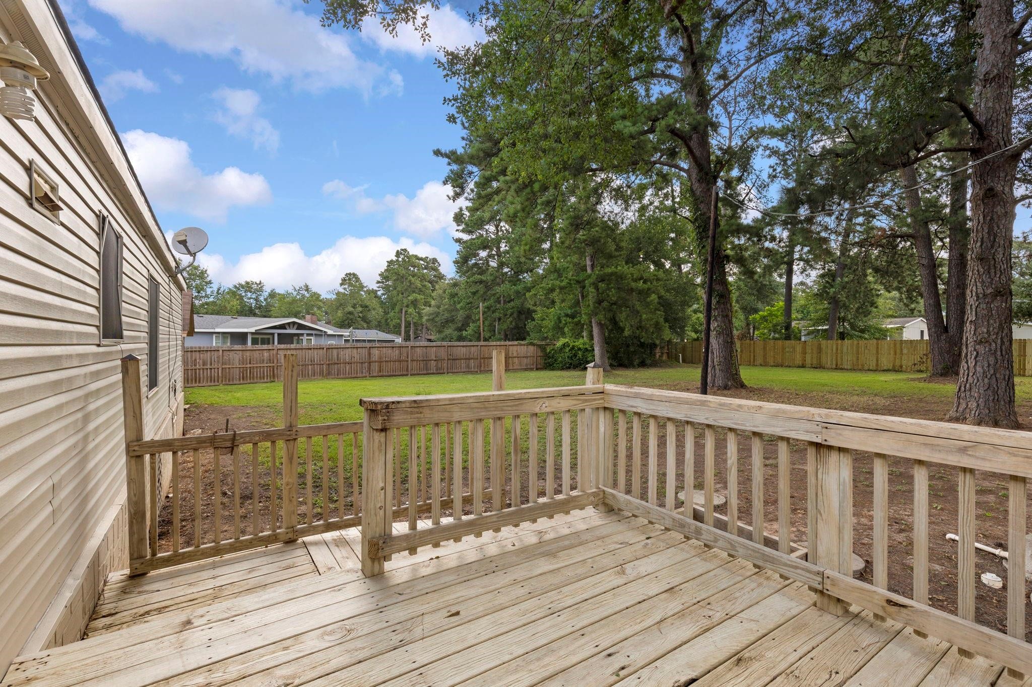 26214 Country Hollow Street Property Photo 25