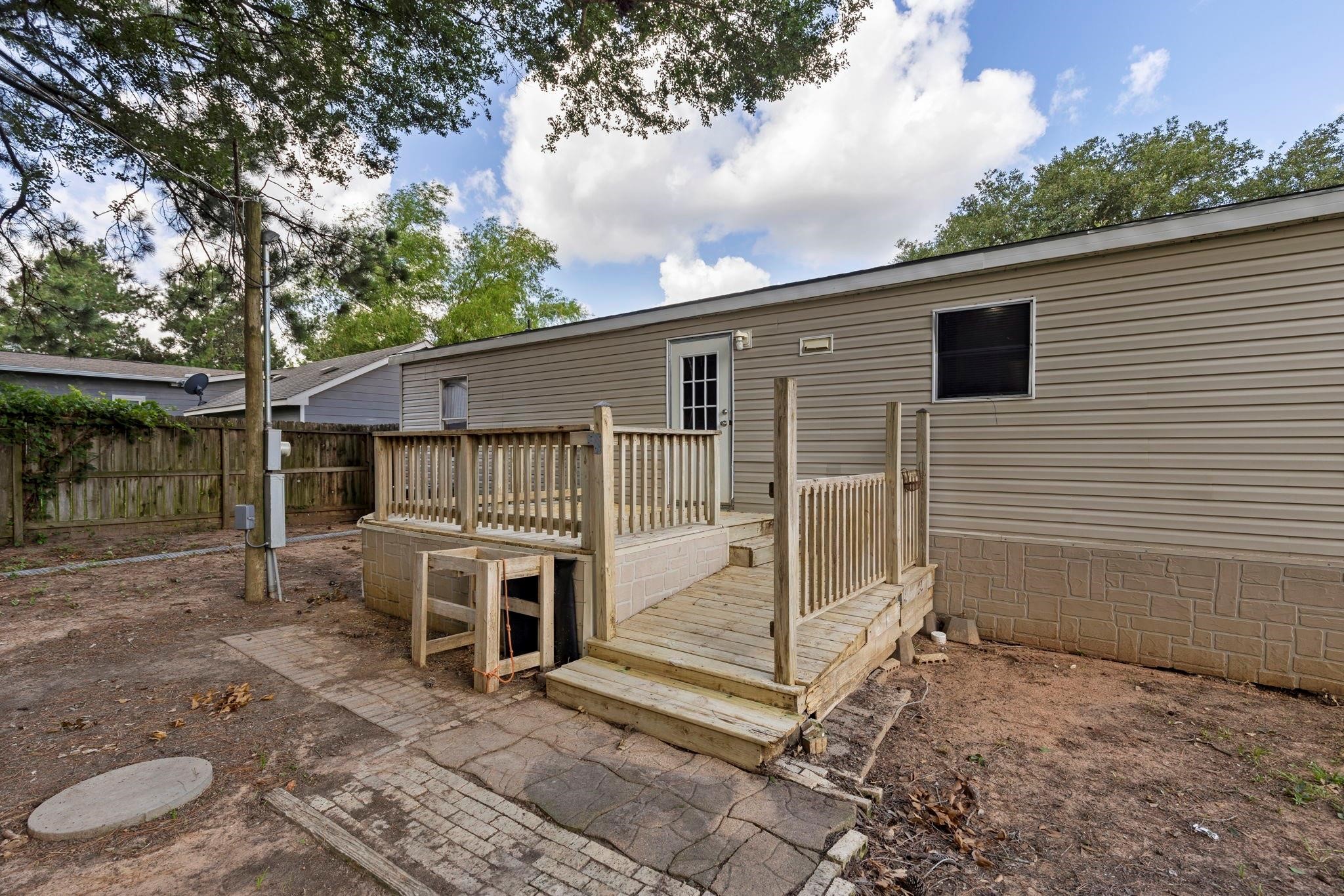 26214 Country Hollow Street Property Photo 26