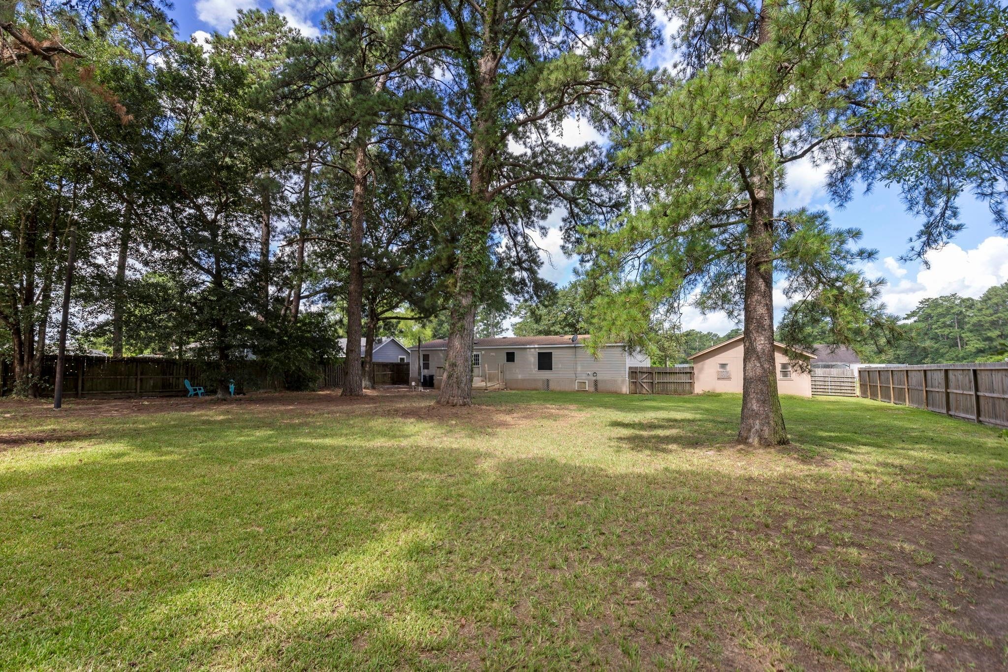 26214 Country Hollow Street Property Photo 29