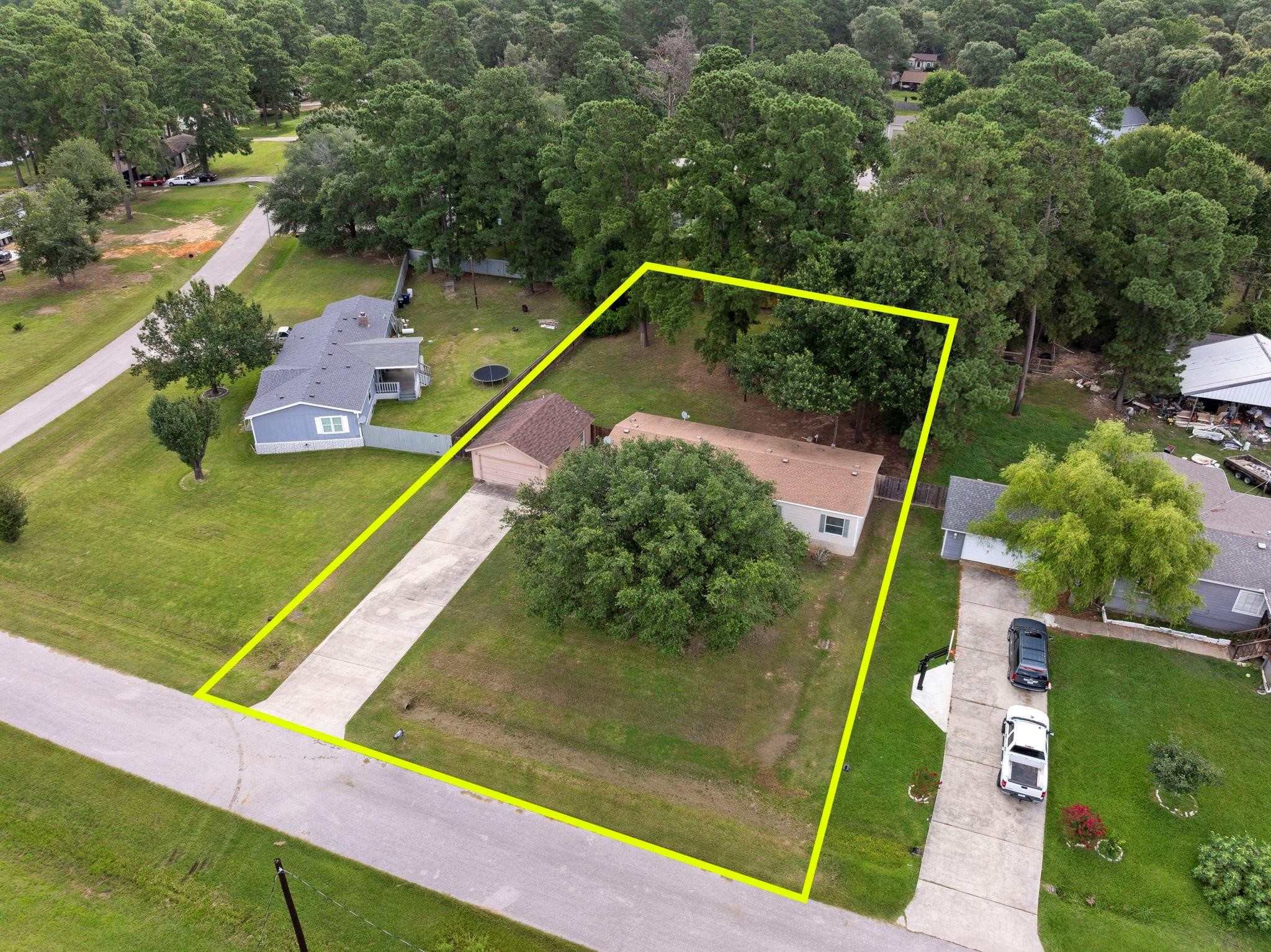 26214 Country Hollow Street Property Photo 32