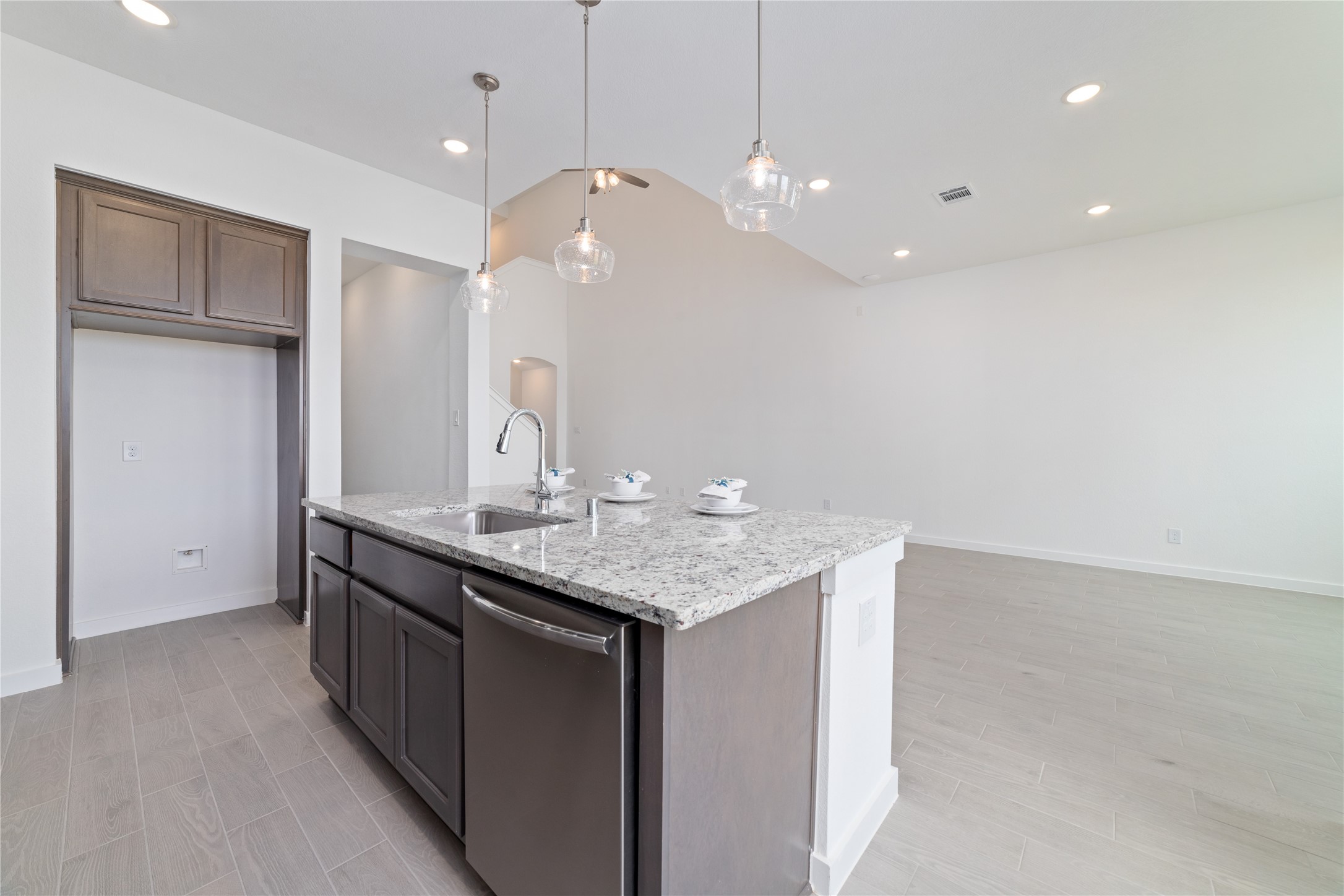 6559 Scarlet Pond Lane Property Photo 13