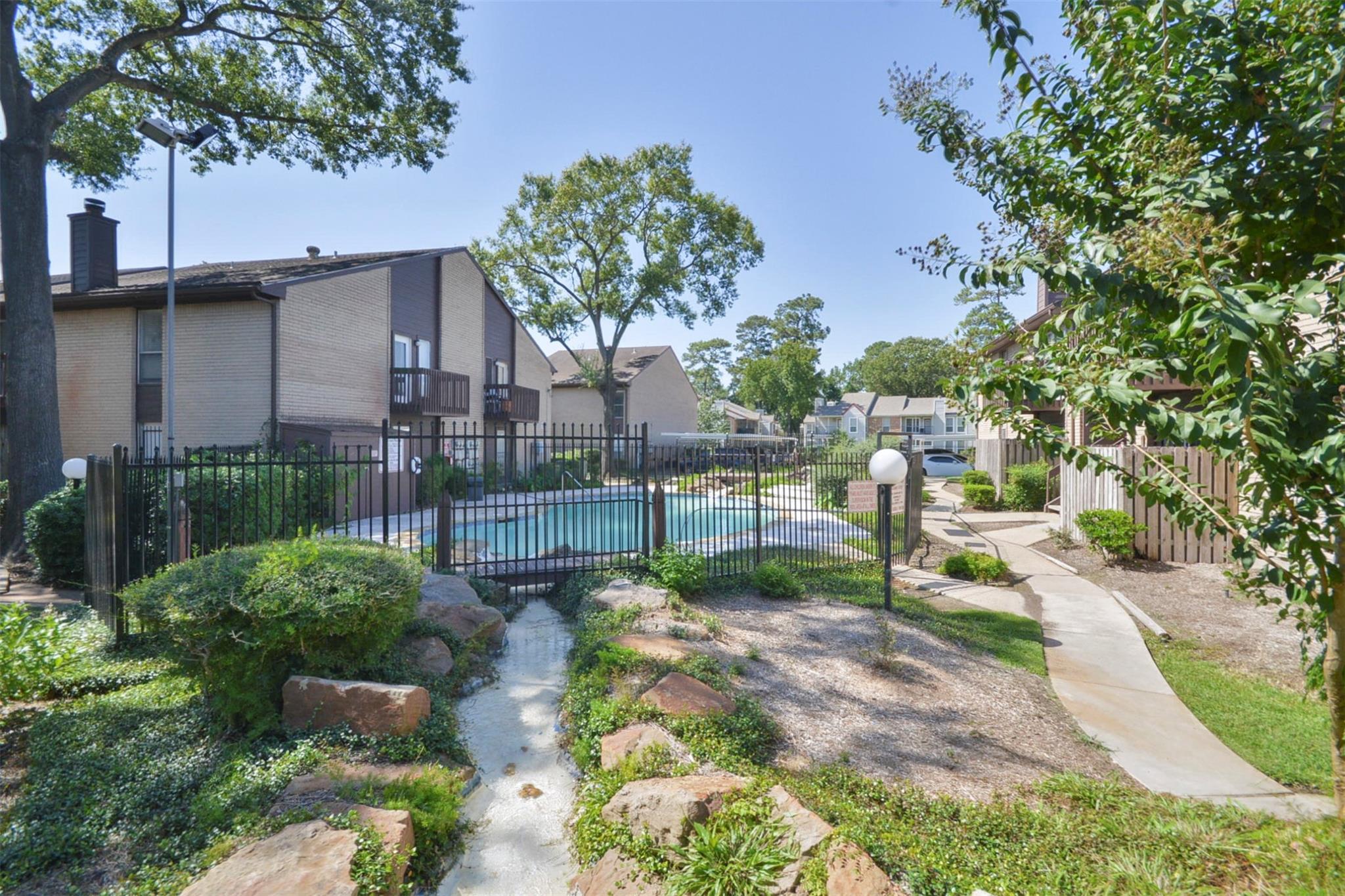12905 Woodforest Boulevard # 607, Houston Tx 77015 Property Photo 14
