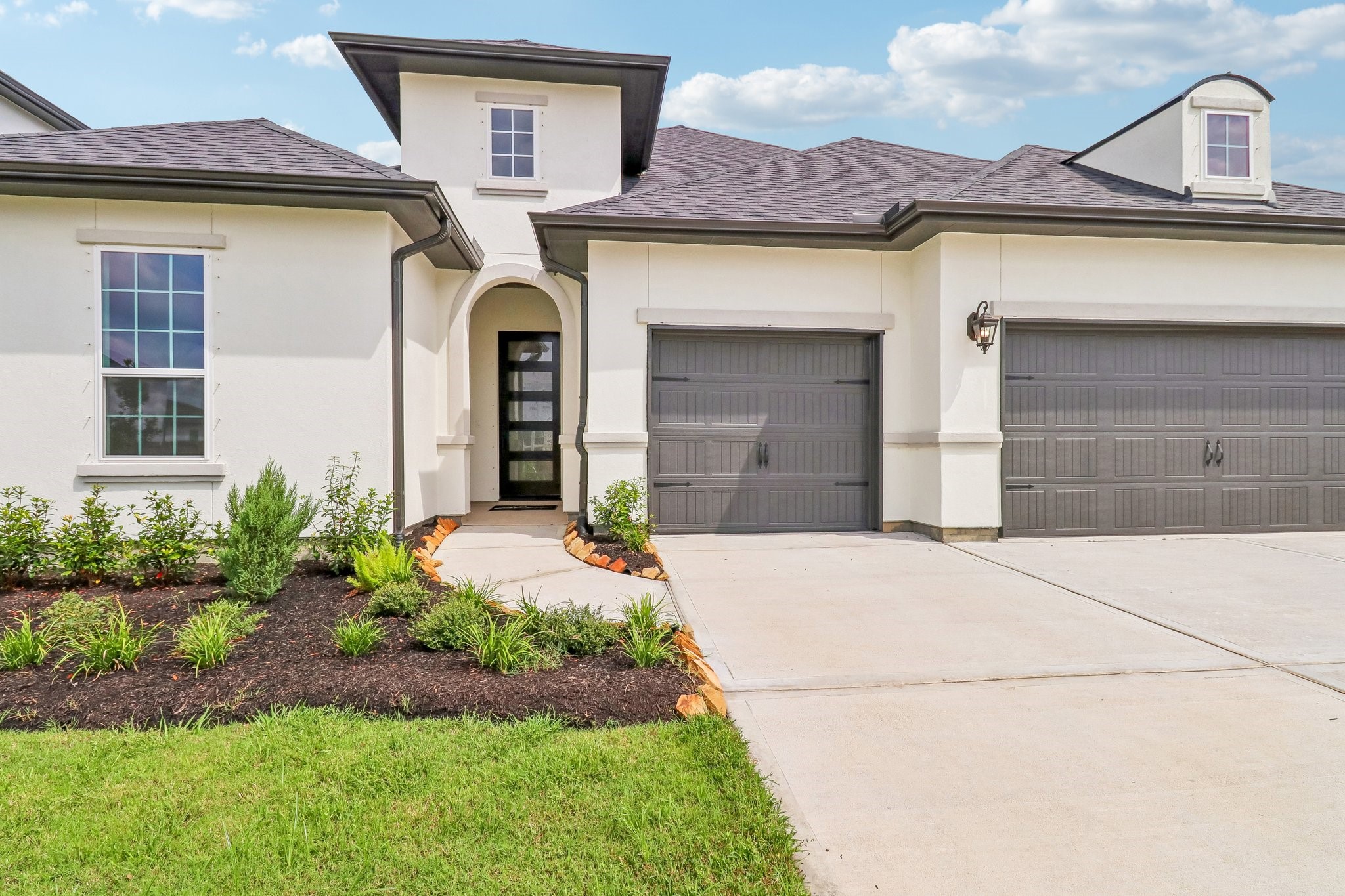 5422 Timpson Drive Property Photo 4