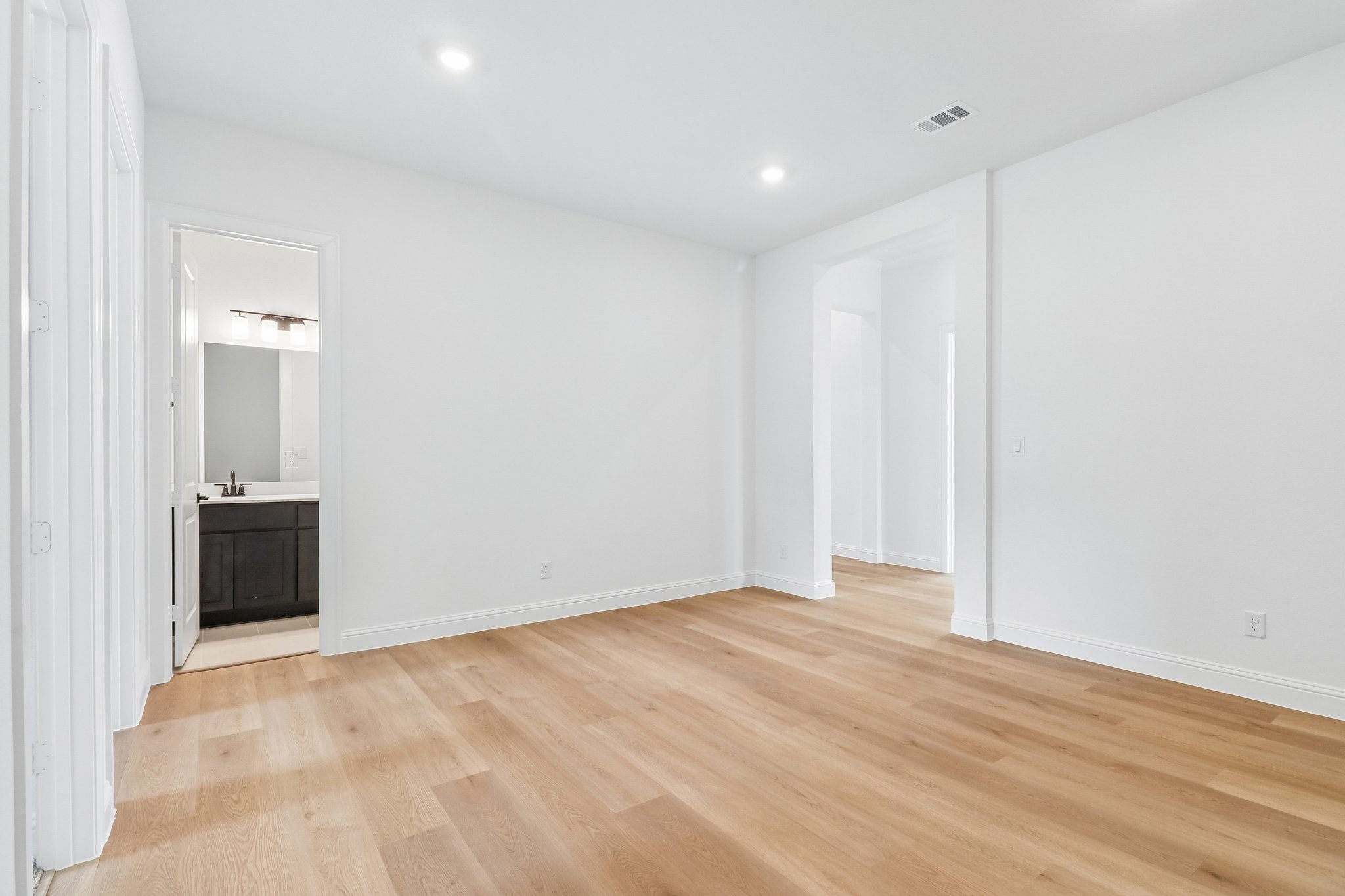 5422 Timpson Drive Property Photo 9