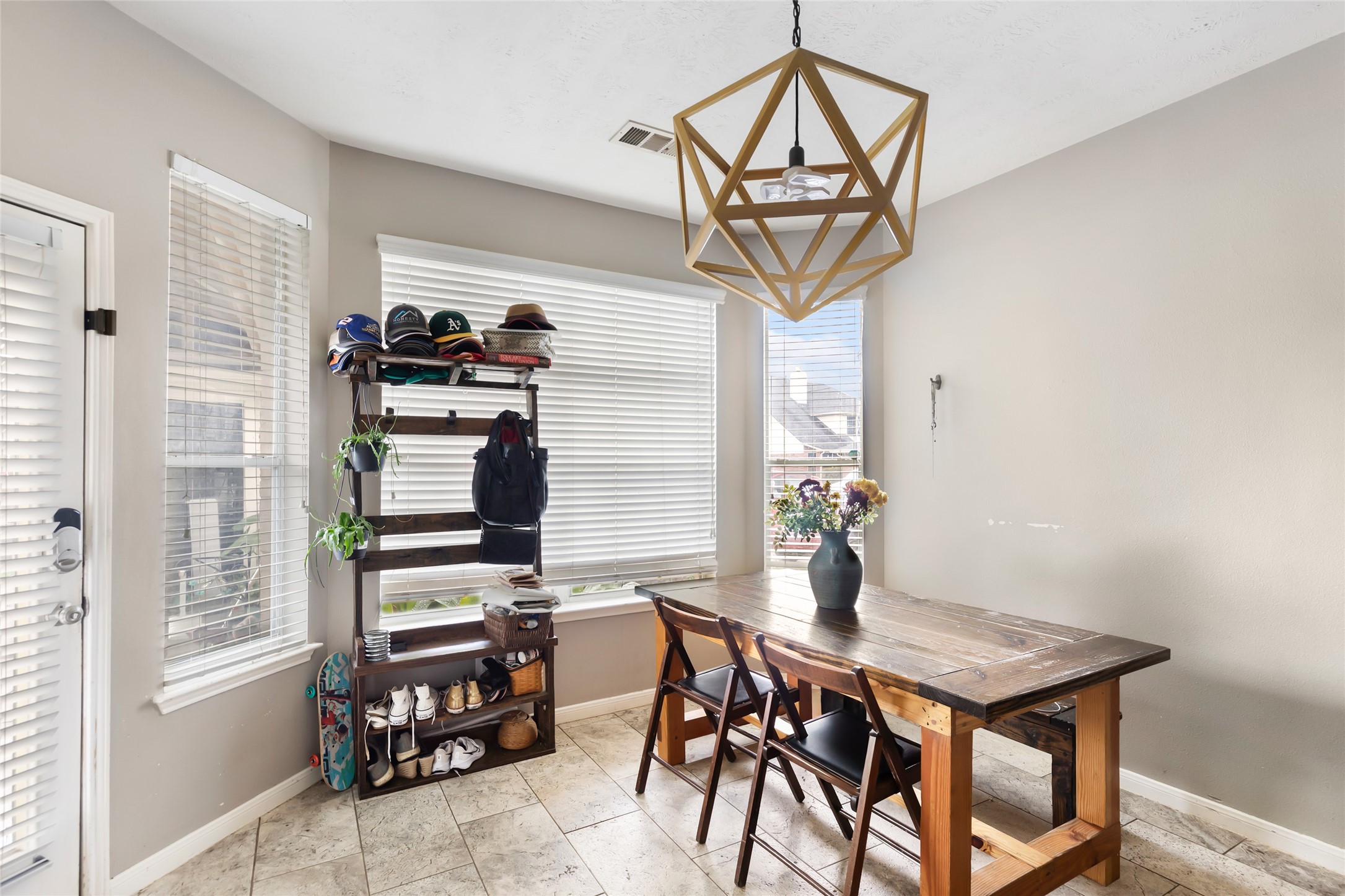 1831 Country Club Cove Drive Property Photo 13