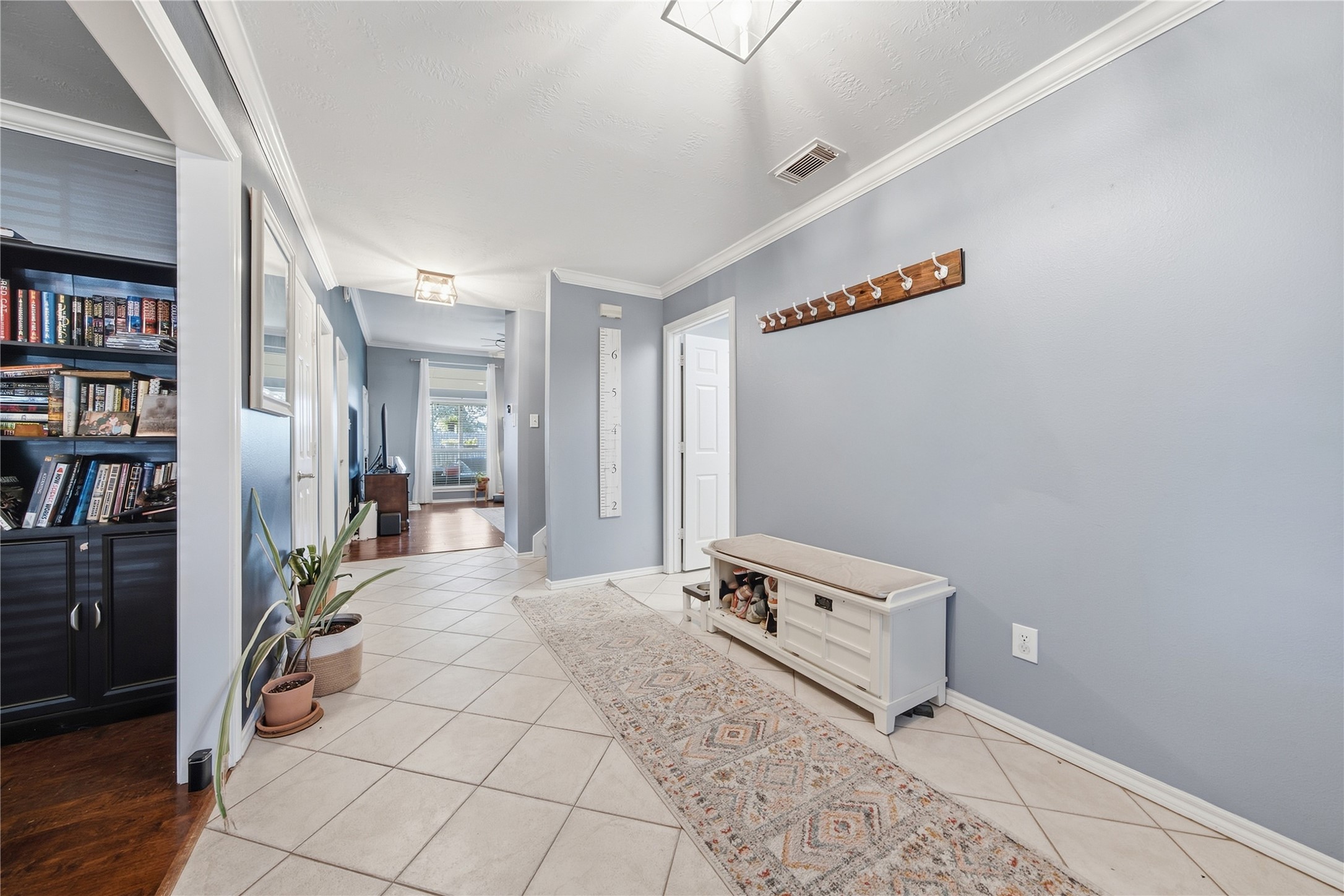 405 Regency Court Property Photo 15