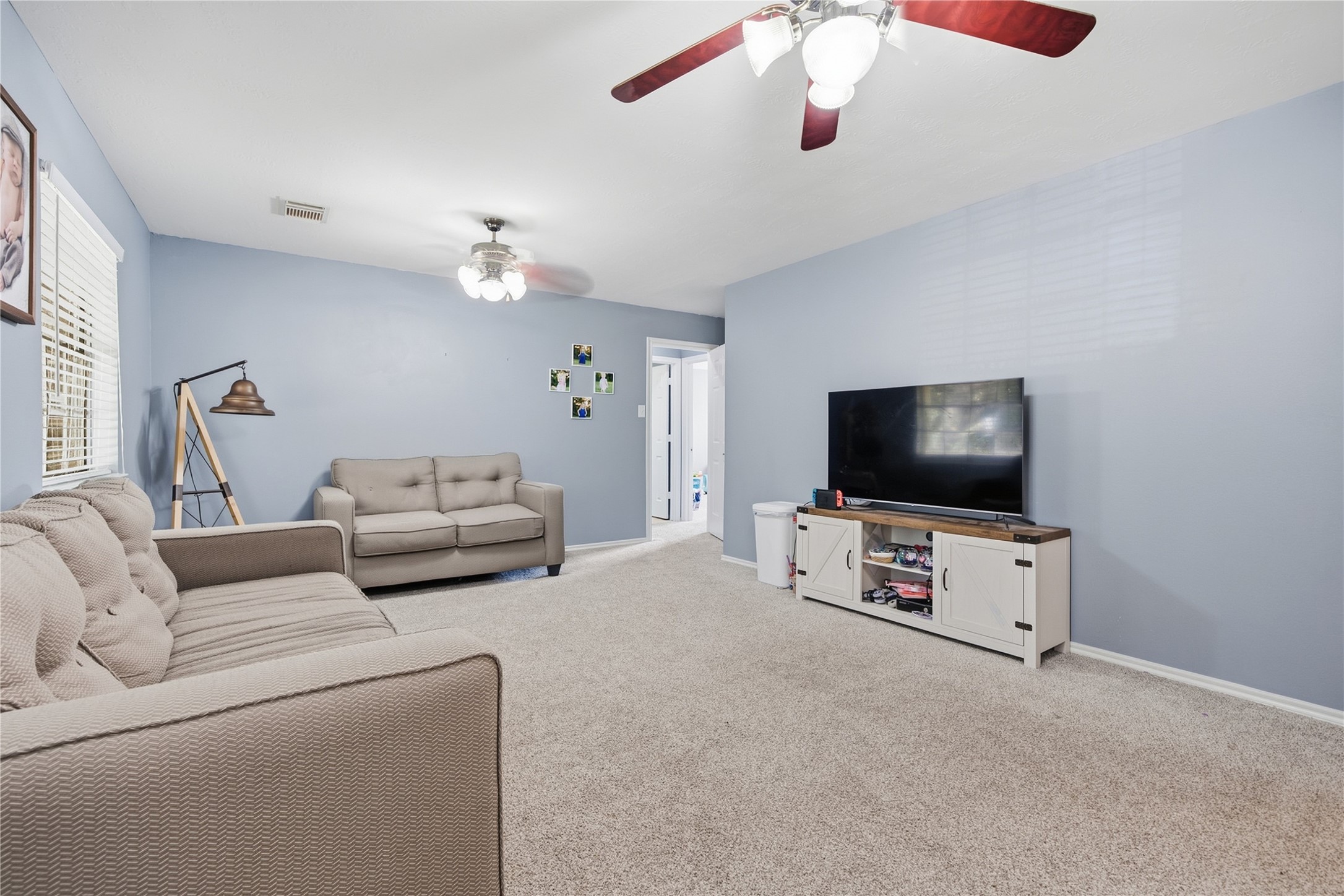 405 Regency Court Property Photo 23