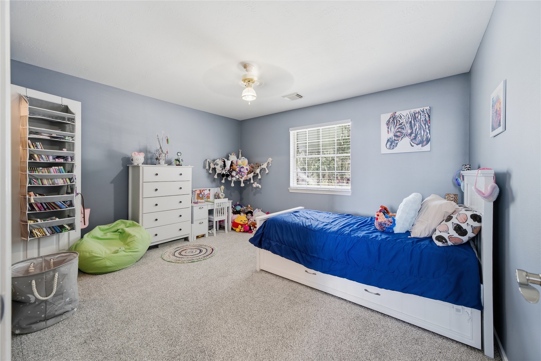 405 Regency Court Property Photo 24