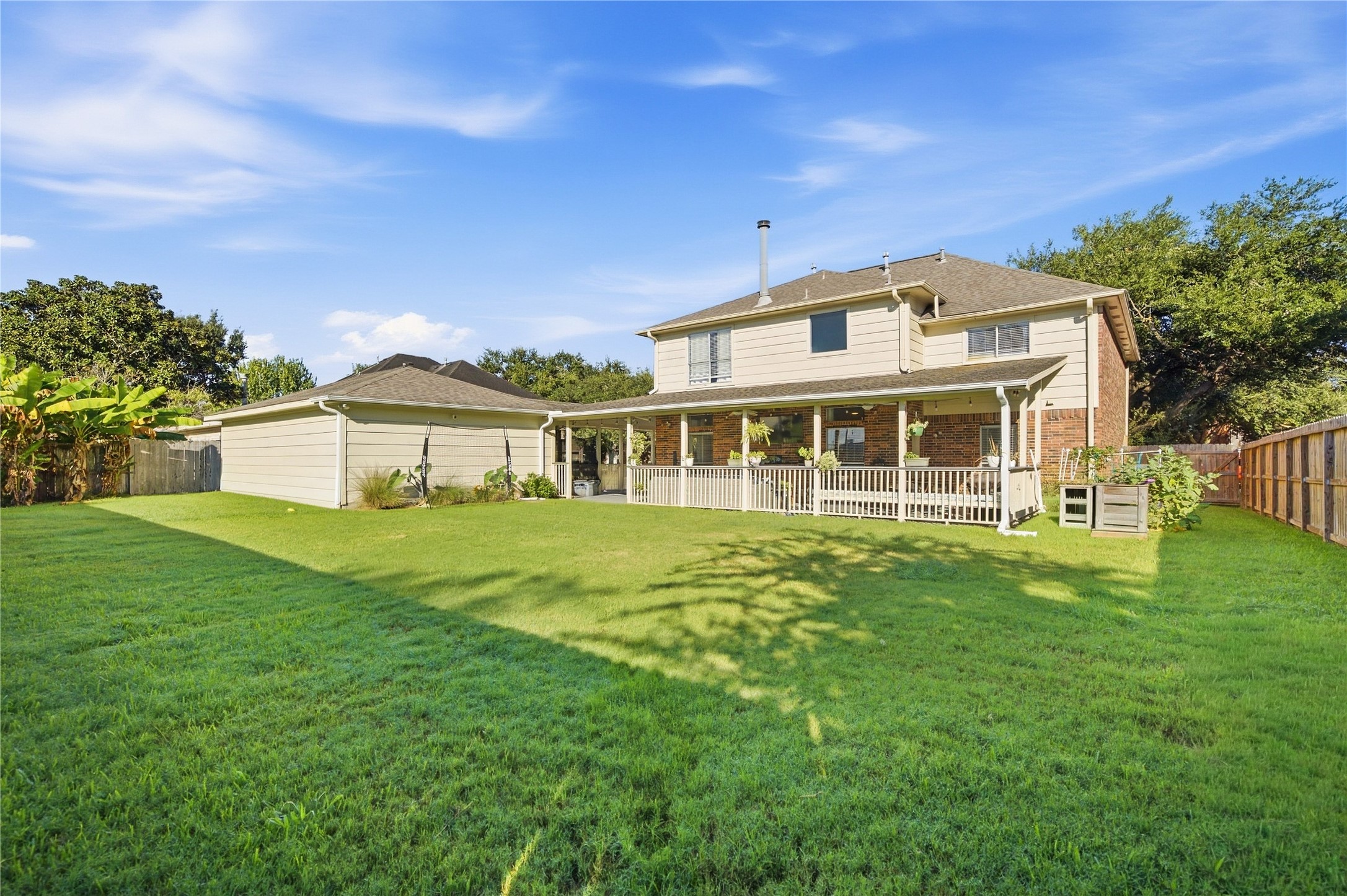 405 Regency Court Property Photo 30