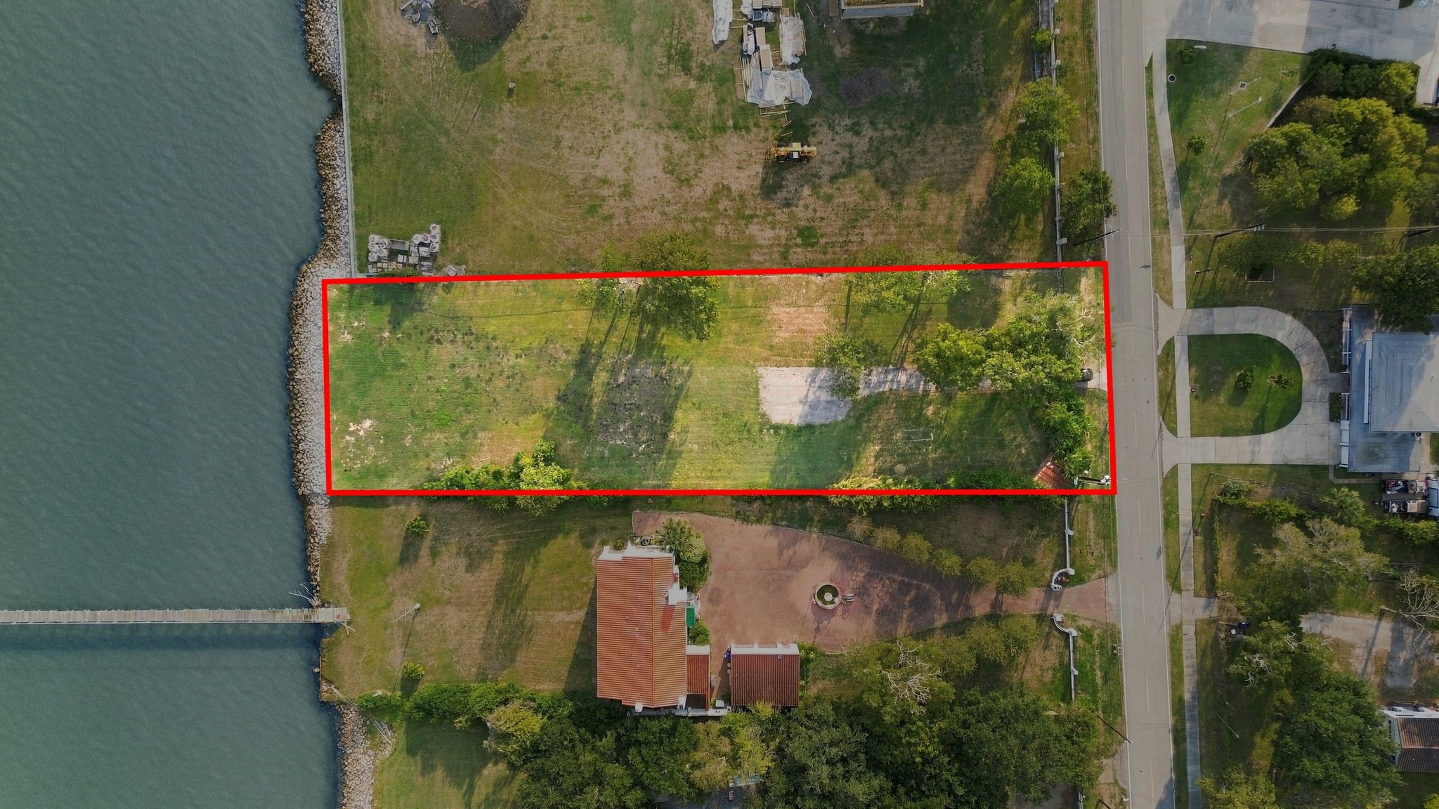 503 Bayridge Road Property Photo 2