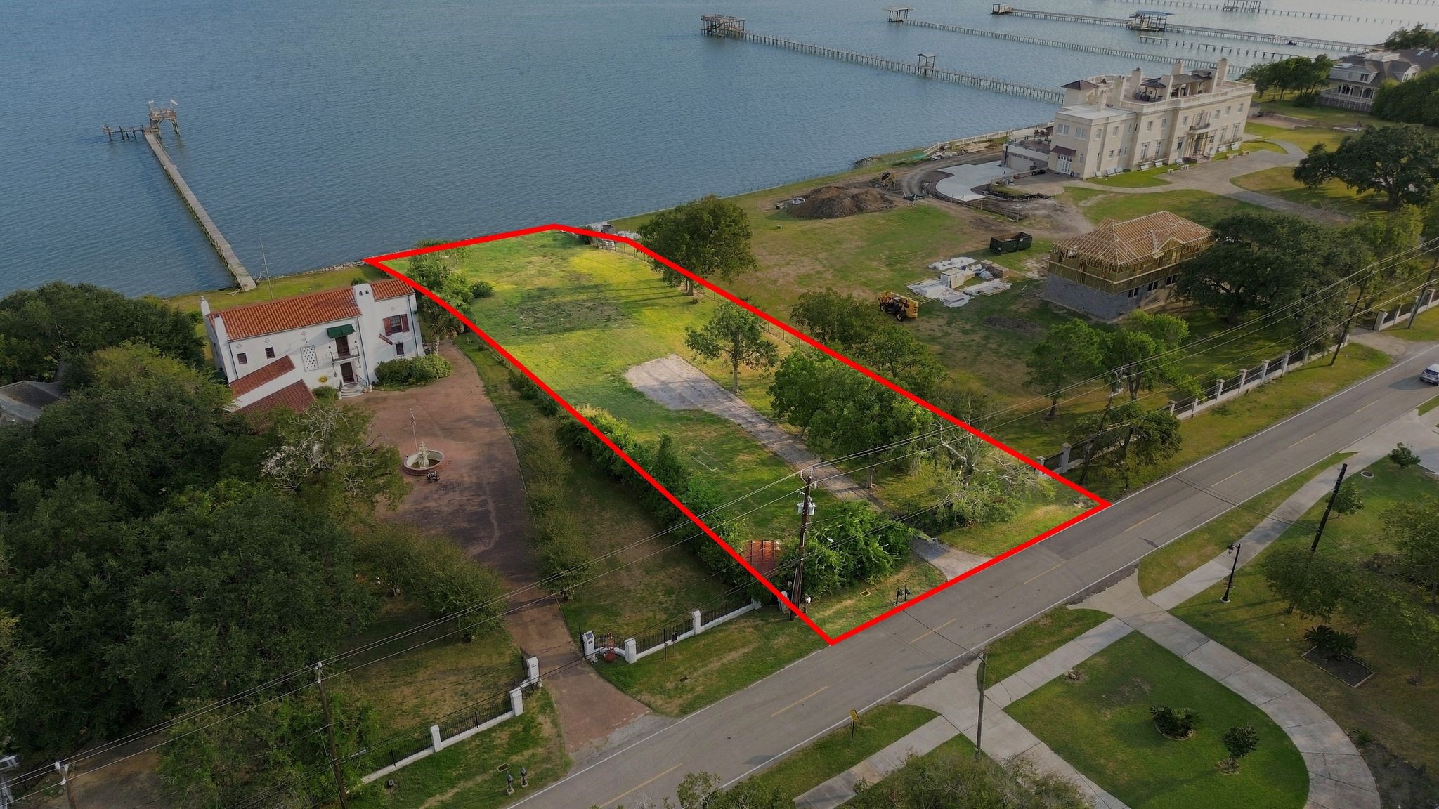 503 Bayridge Road Property Photo 3