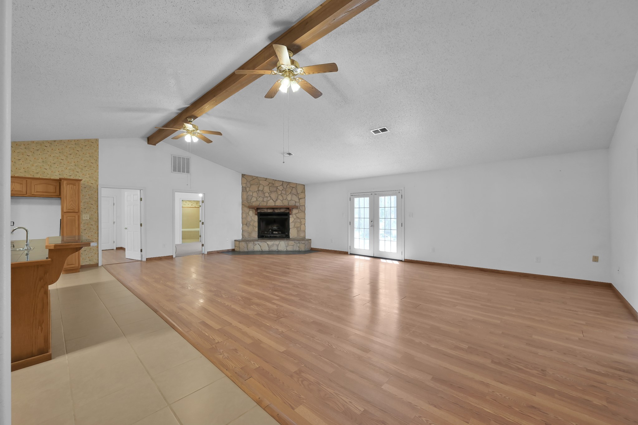 121 Magnolia Boulevard Property Photo 7