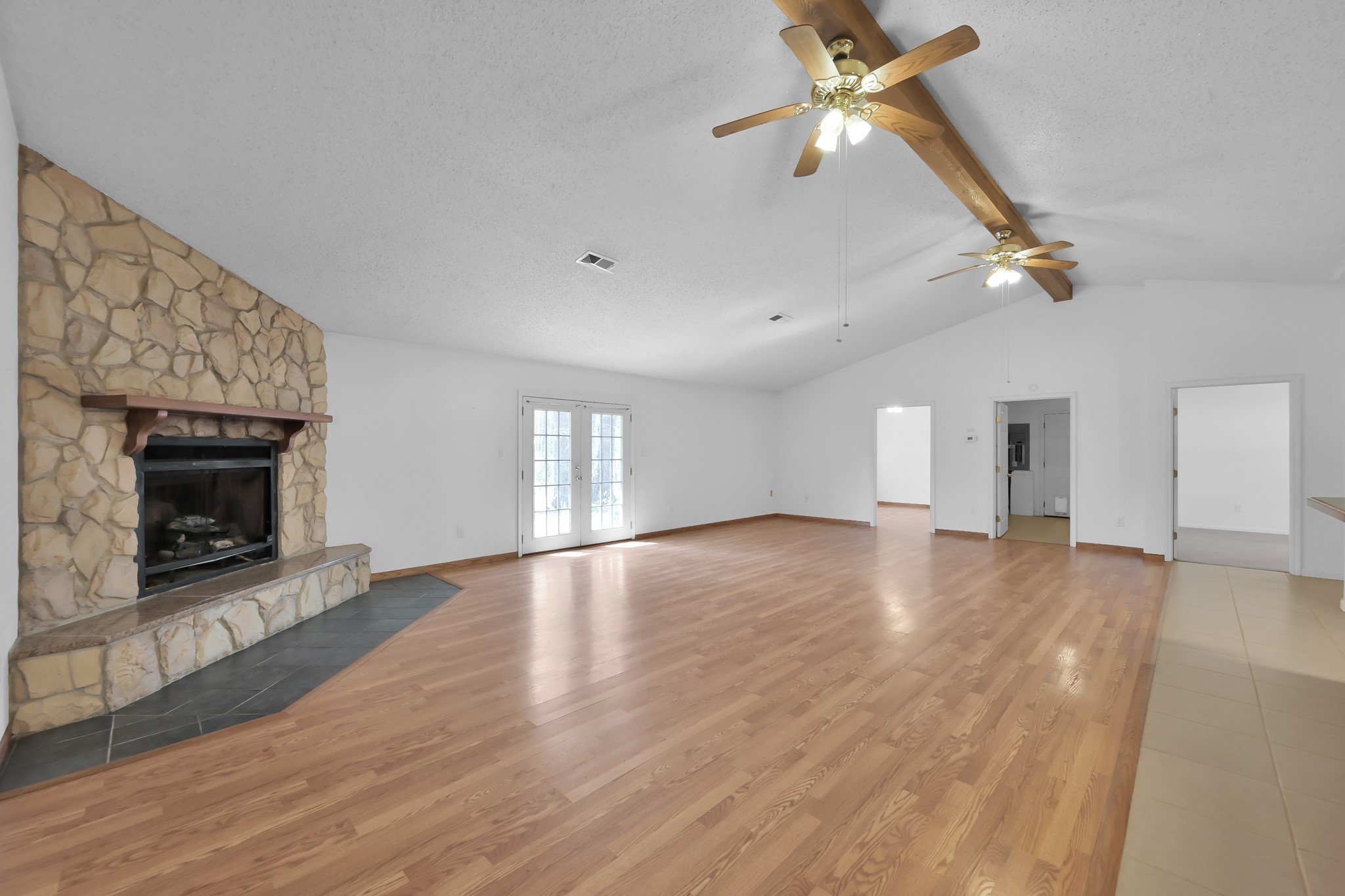 121 Magnolia Boulevard Property Photo 8