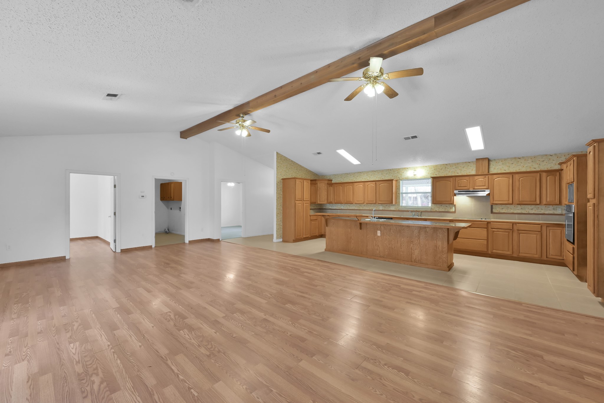 121 Magnolia Boulevard Property Photo 9