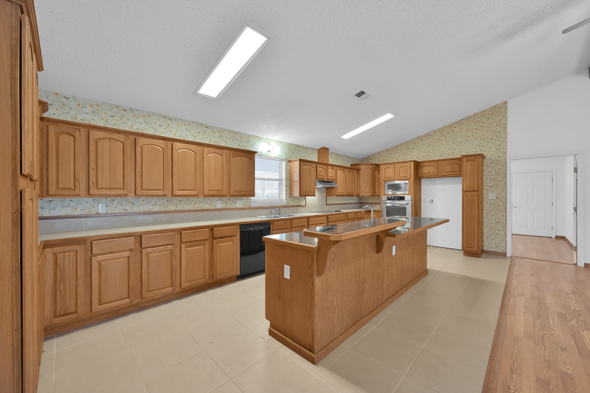 121 Magnolia Boulevard Property Photo 11