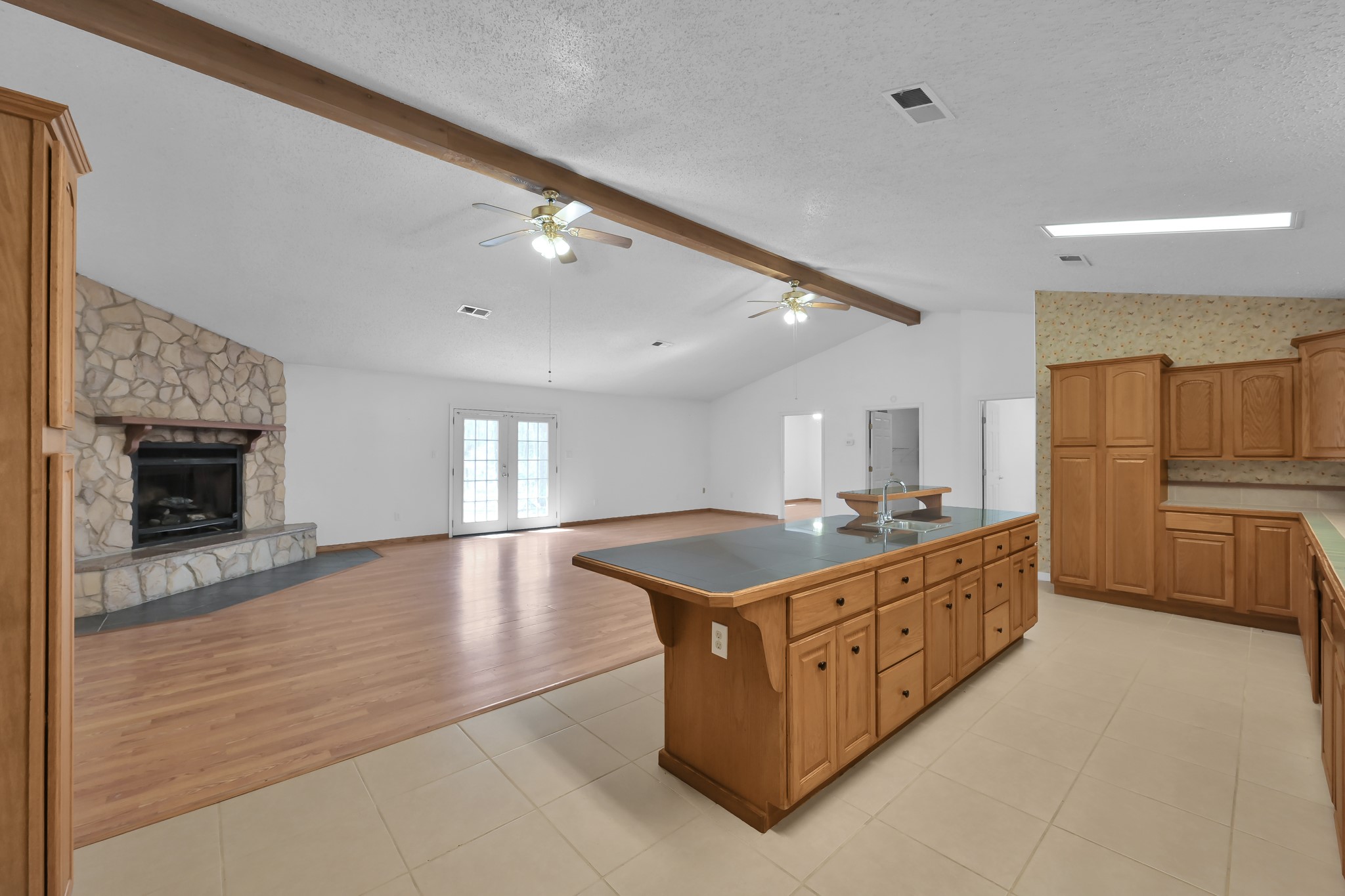 121 Magnolia Boulevard Property Photo 13