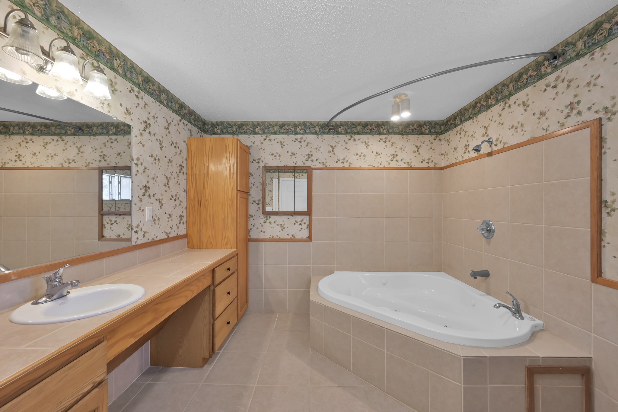 121 Magnolia Boulevard Property Photo 24