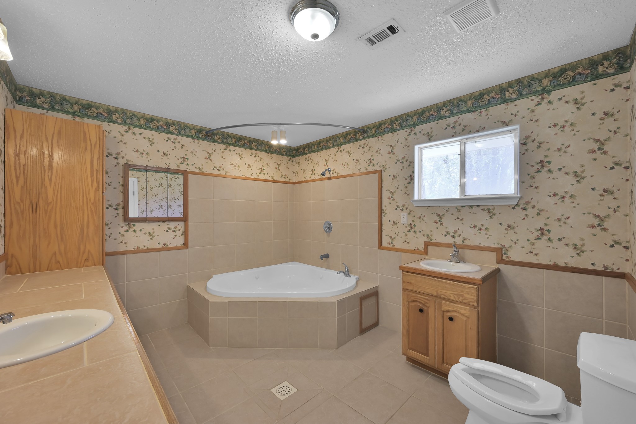 121 Magnolia Boulevard Property Photo 25