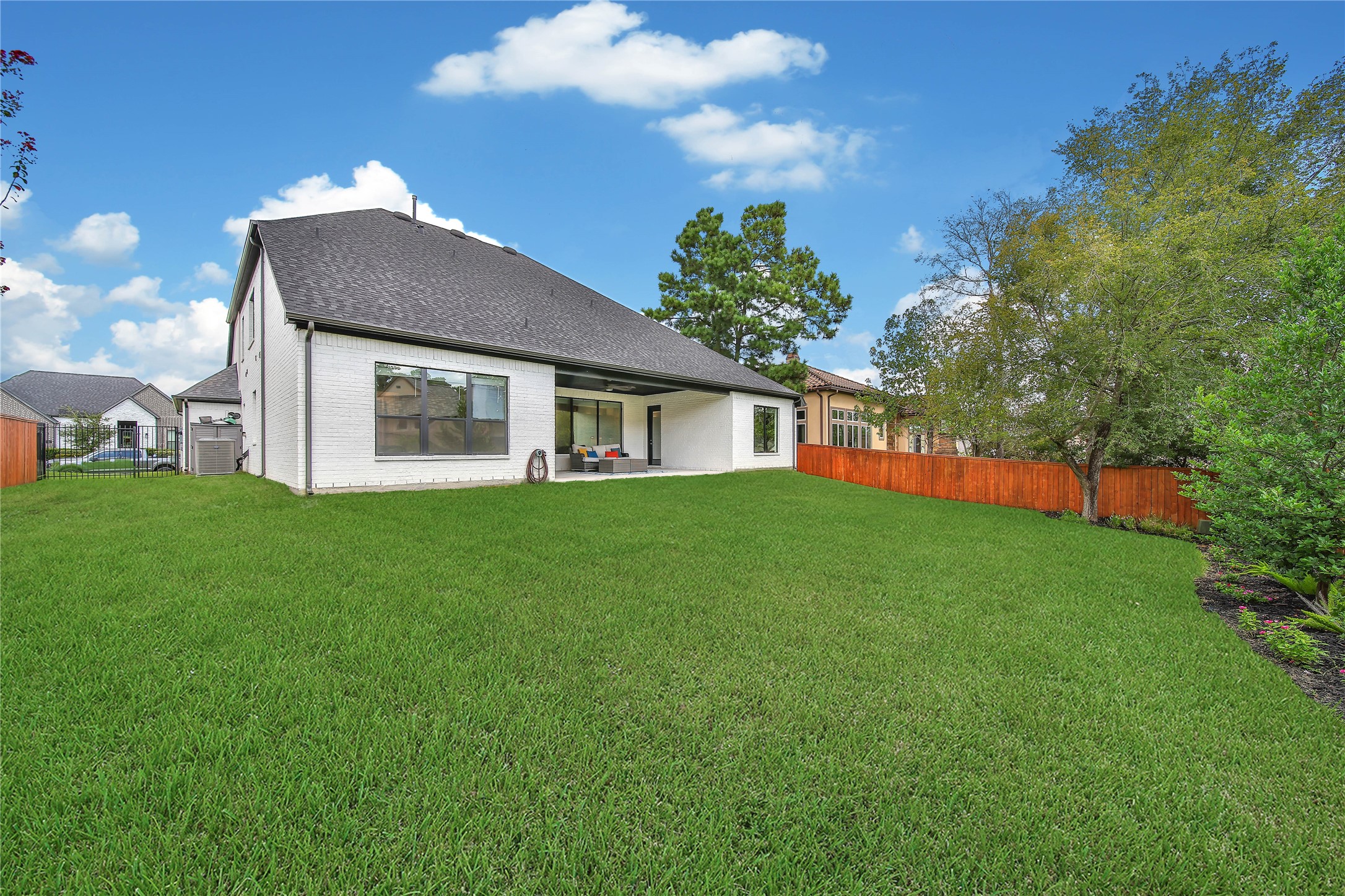 115 Oak Estates Drive Property Photo 37