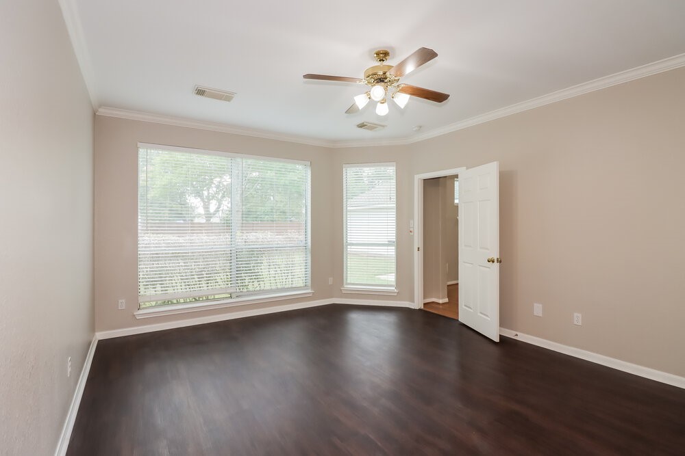 2534 Bridge Hampton Way Property Photo 12
