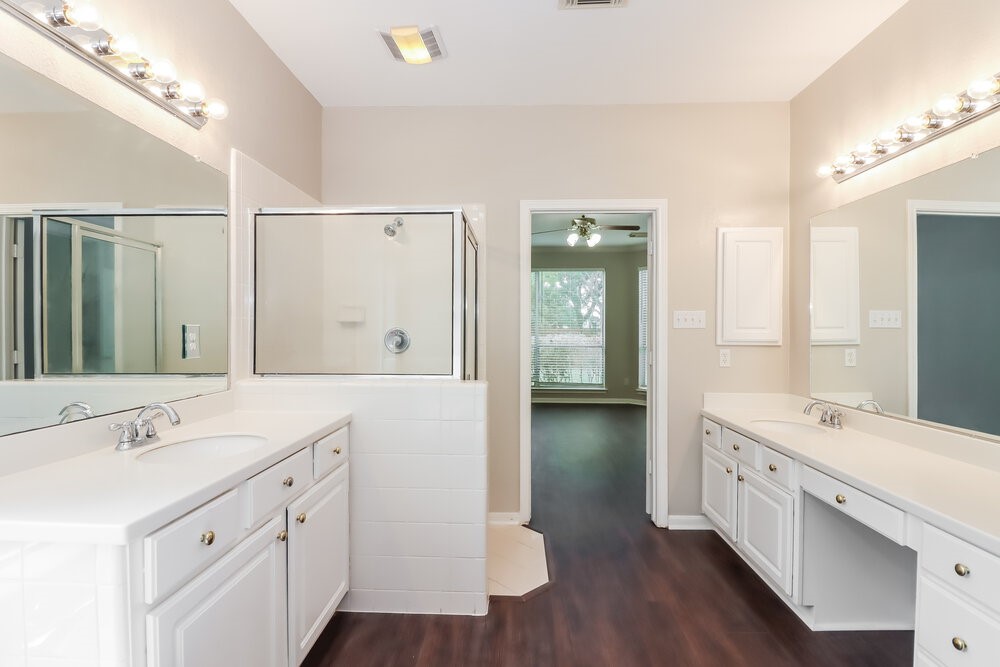 2534 Bridge Hampton Way Property Photo 15