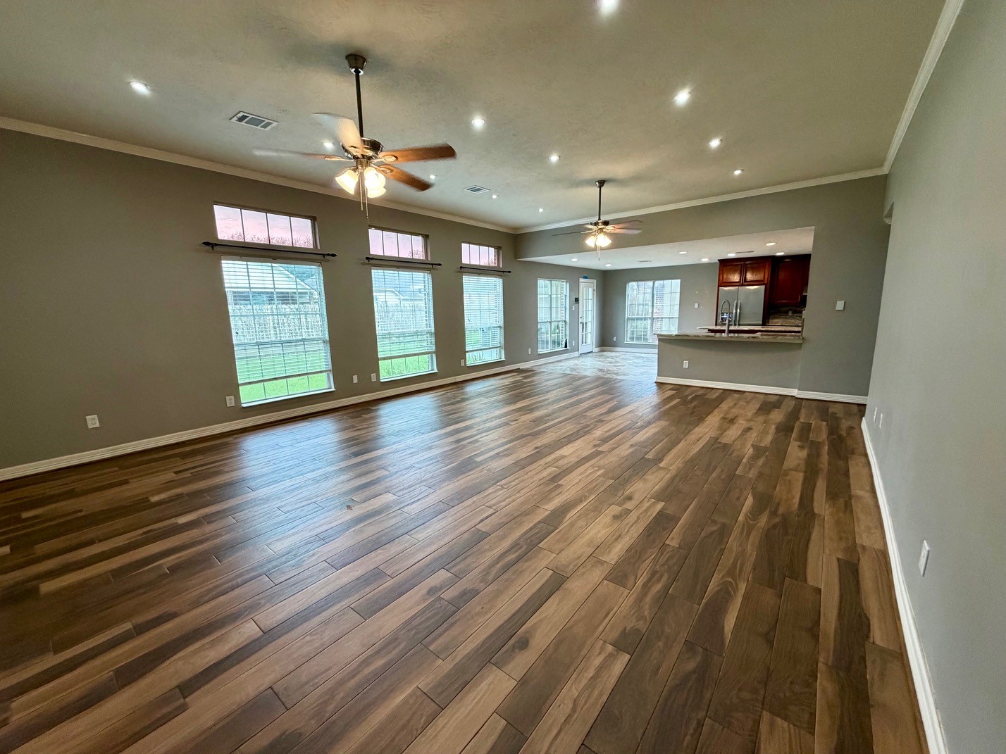 2119 Meadows Boulevard Property Photo 9