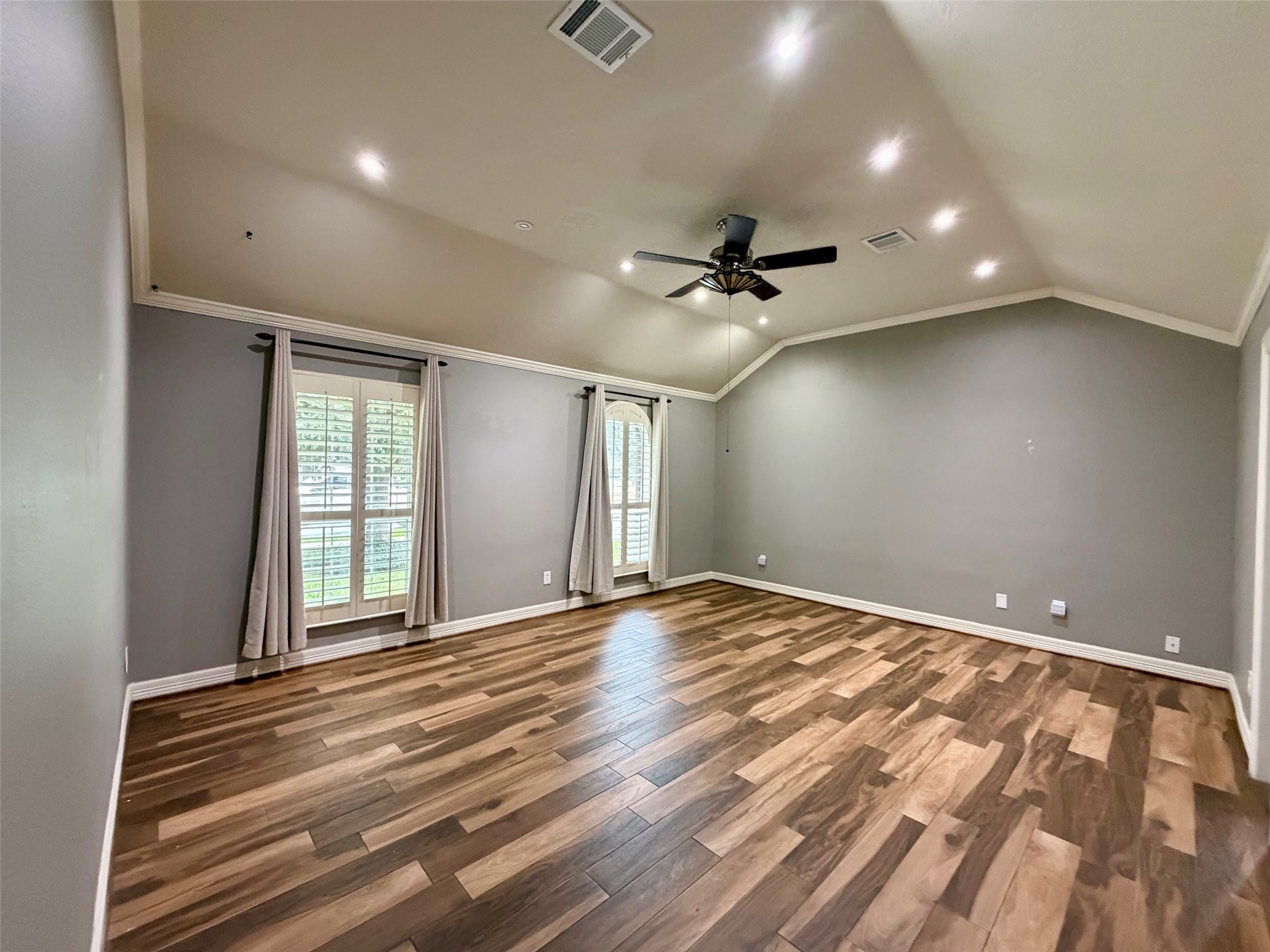 2119 Meadows Boulevard Property Photo 12