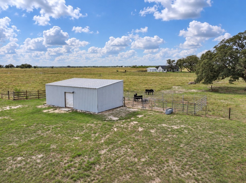 2491 E Fannin Street Property Photo 21