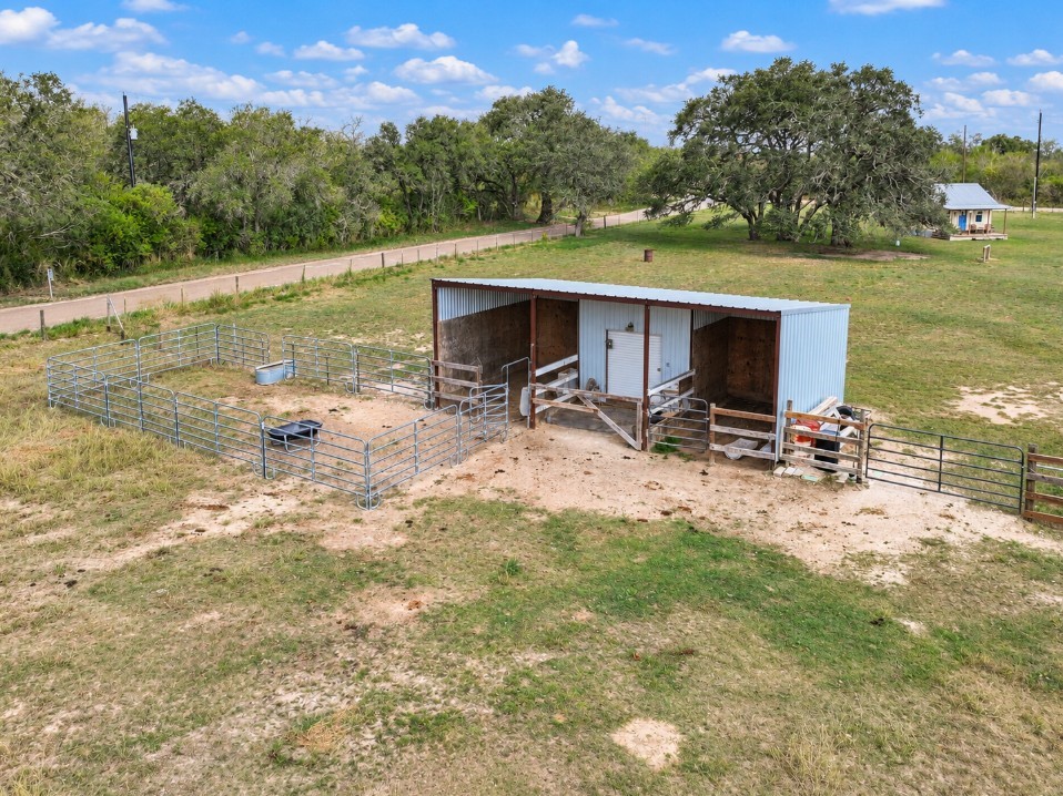 2491 E Fannin Street Property Photo 22