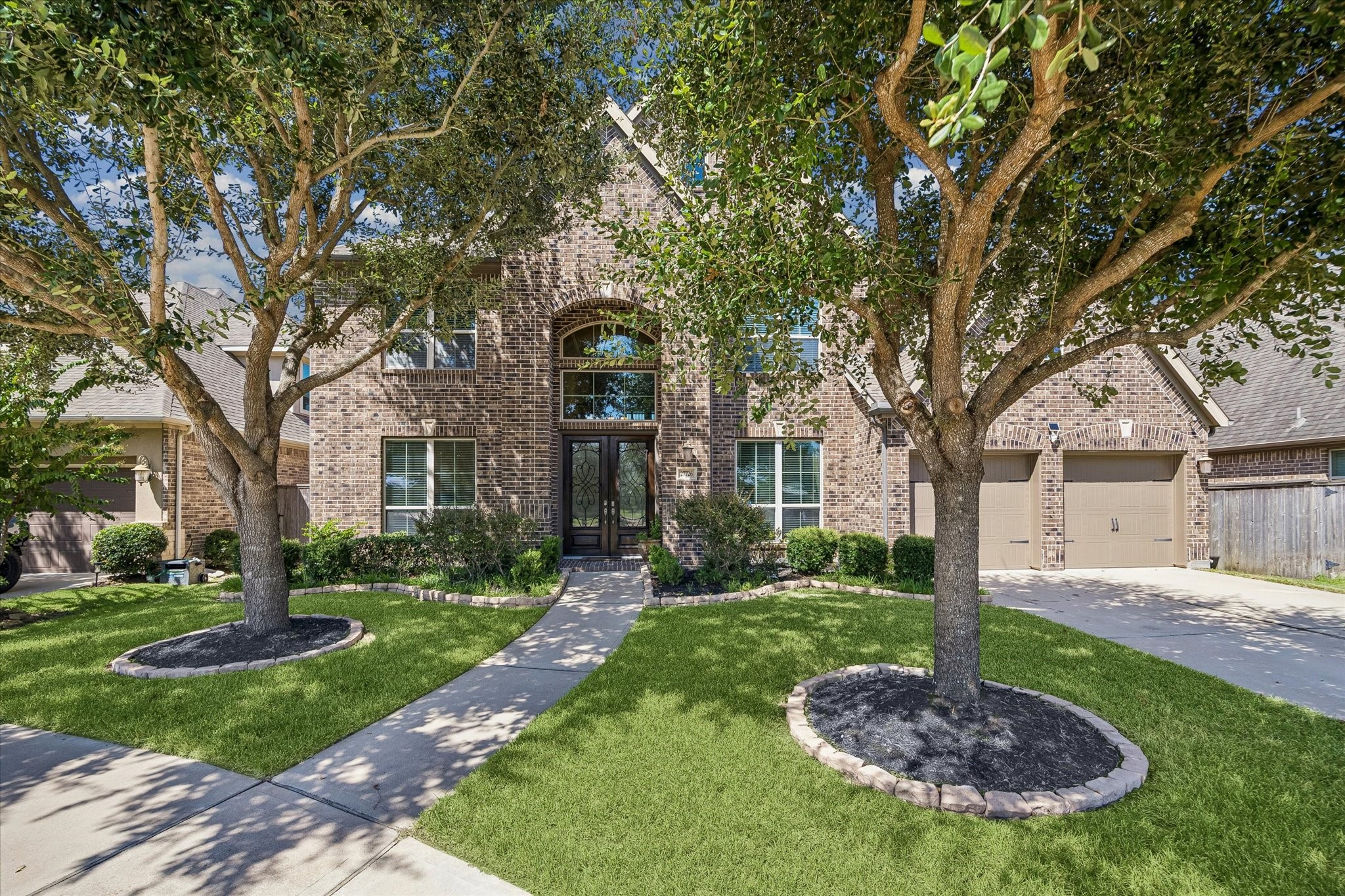 27726 Fleetwood Bend Lane Property Photo 1