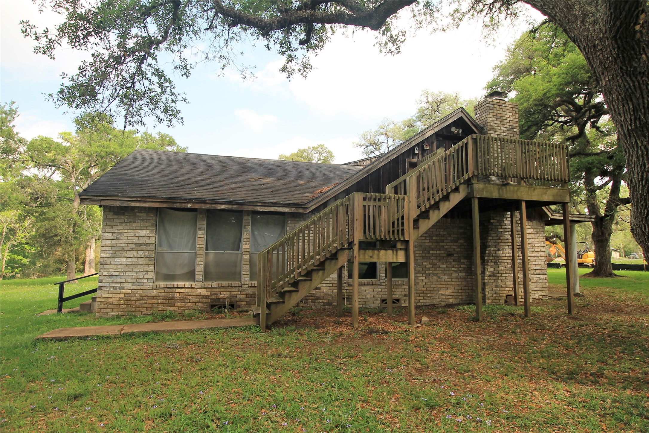 1518 S Columbia Drive Property Photo 3
