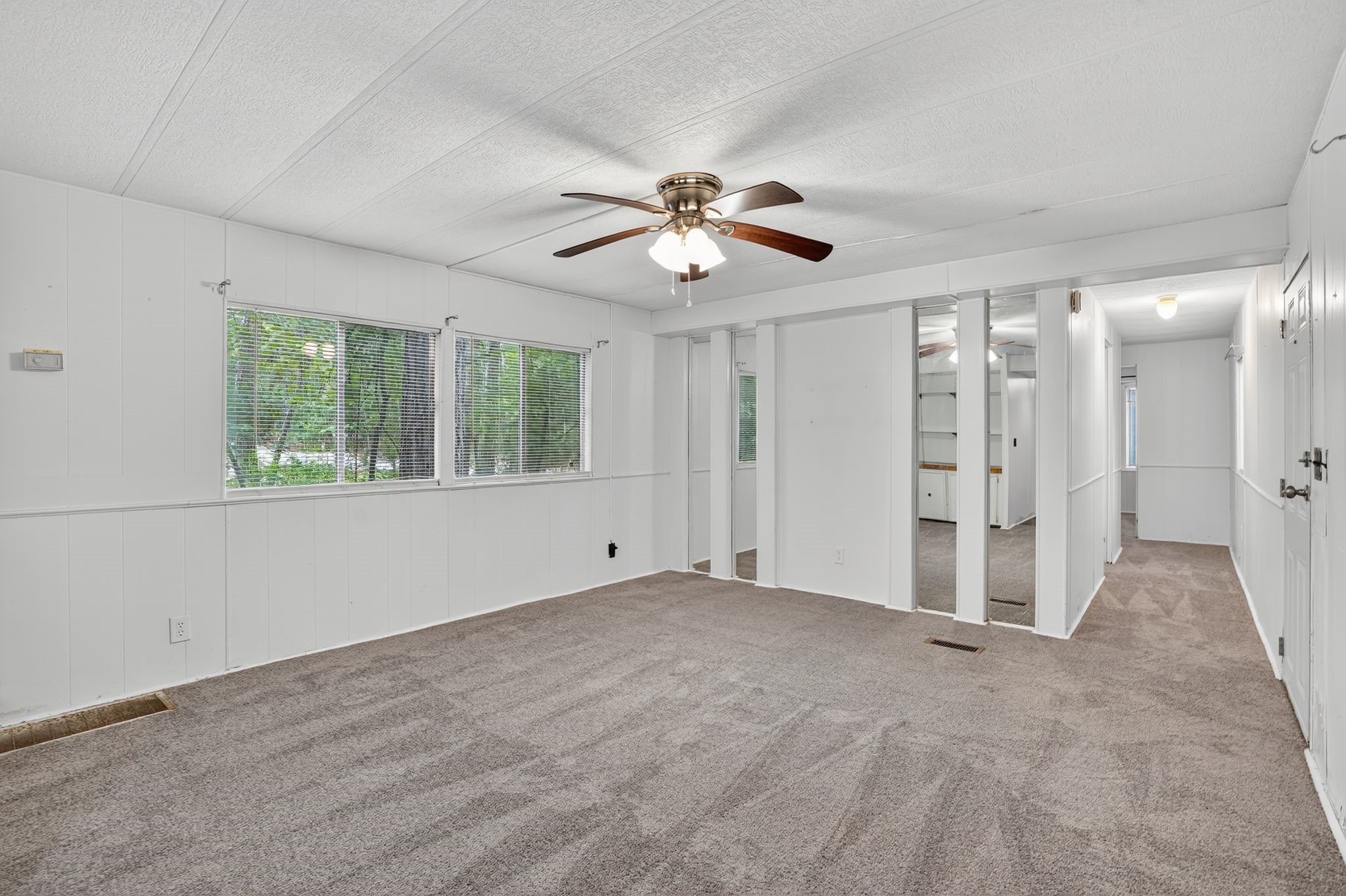 3 Meadowlark Property Photo 3