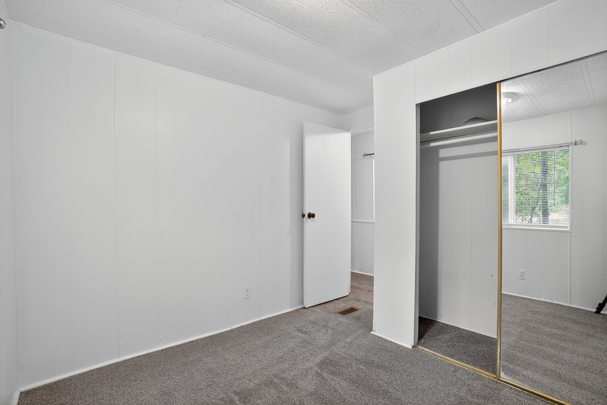 3 Meadowlark Property Photo 15