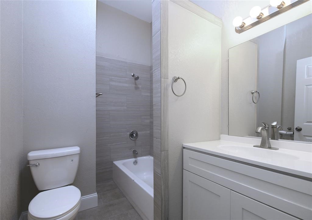 4445 Rusk 1 Property Photo 10