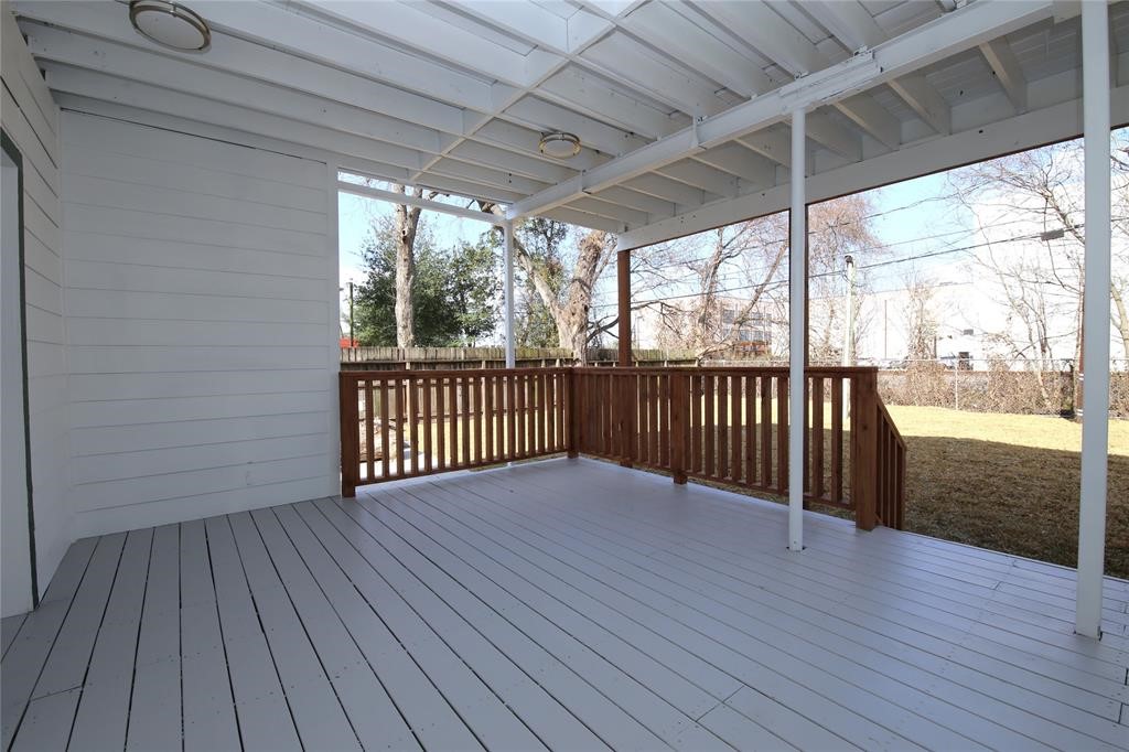 4445 Rusk 1 Property Photo 18