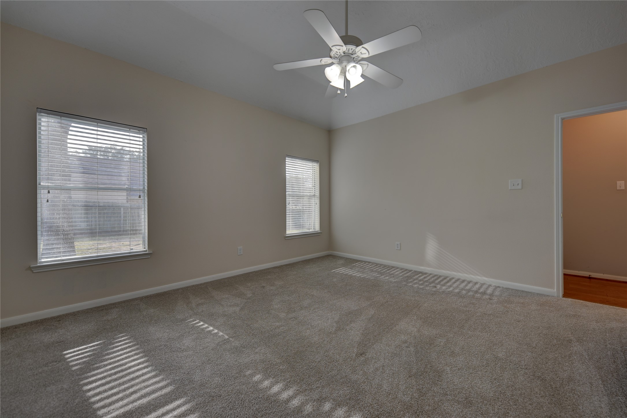 2702 Victory Lane Property Photo 18