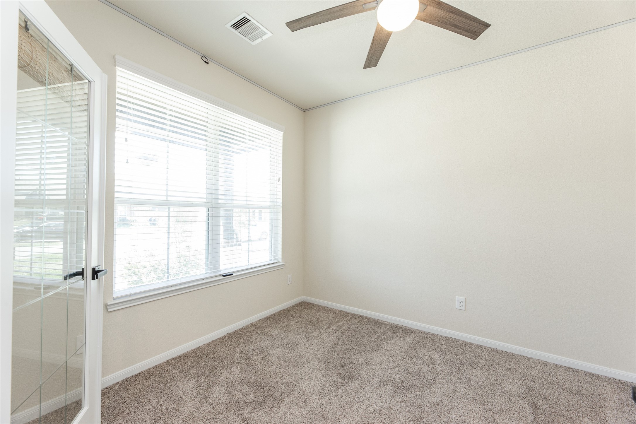 2293 Garden Square Path Property Photo 5