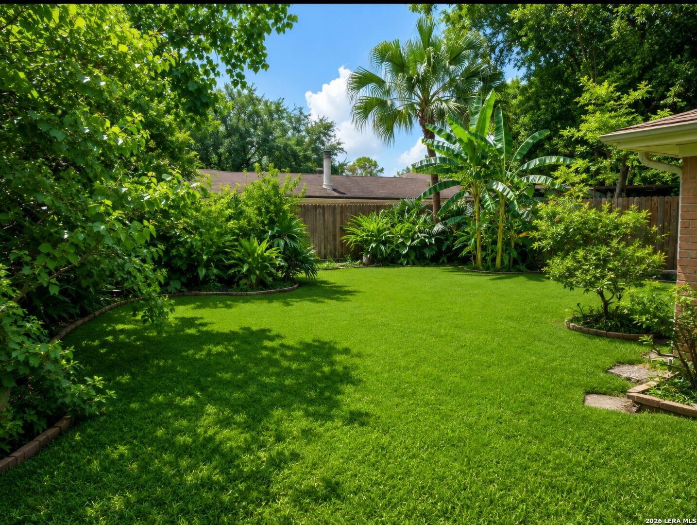907 Redway Lane Property Photo 3