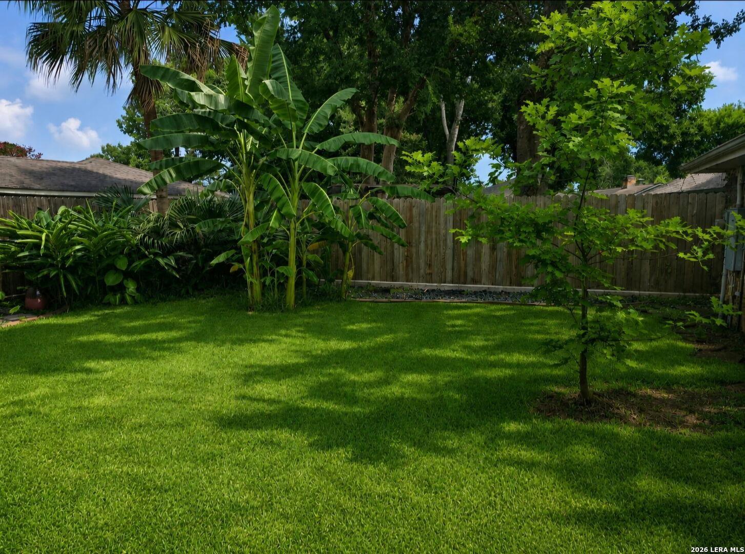 907 Redway Lane Property Photo 11