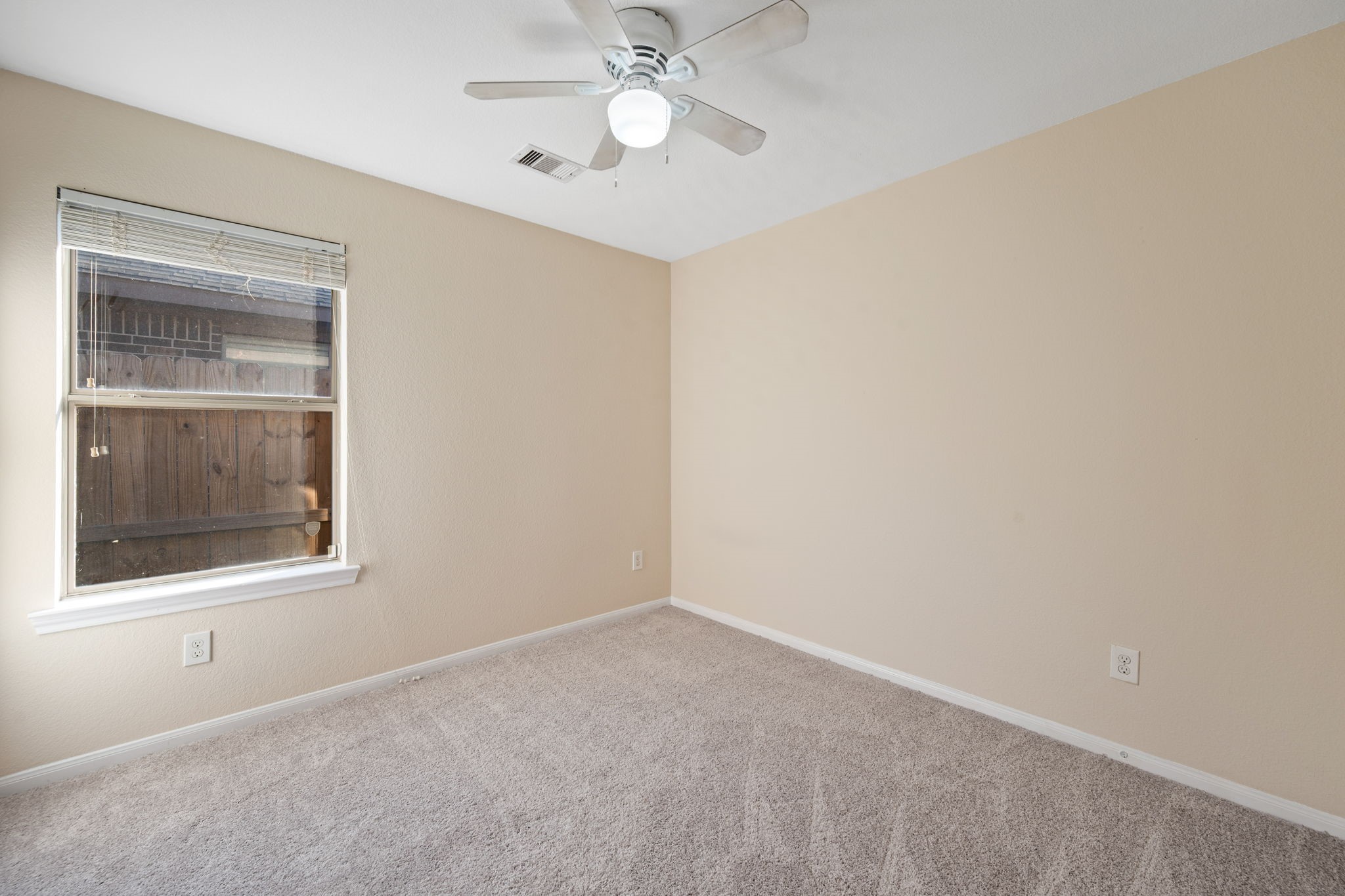 3031 E Lockeridge Village Drive Property Photo 15