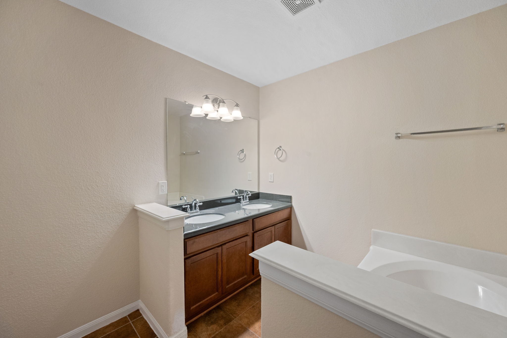 3031 E Lockeridge Village Drive Property Photo 19