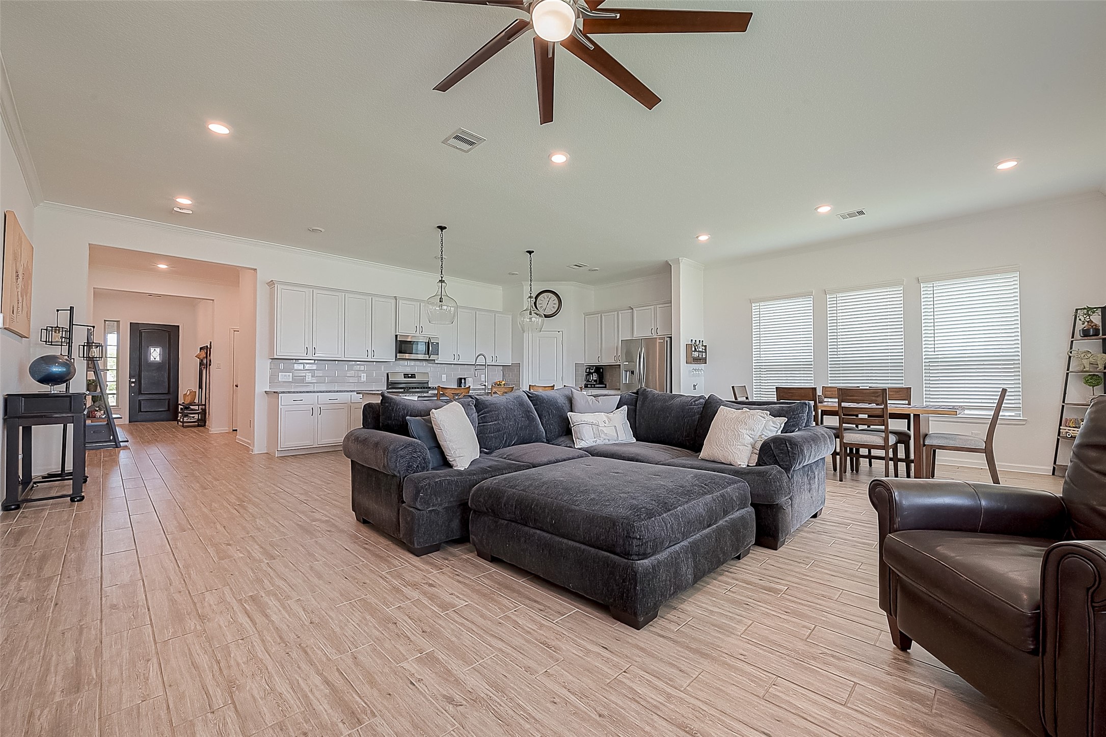 4417 Camden Lake Lane Property Photo 9