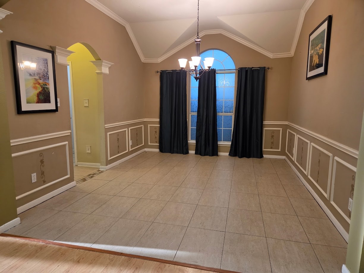 19315 Cloud Peak Drive Property Photo 6