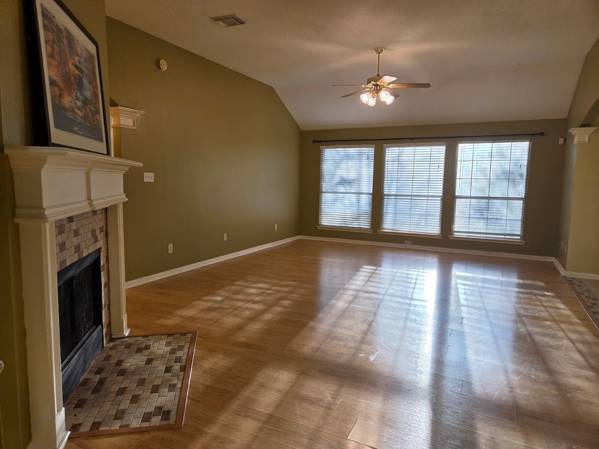 19315 Cloud Peak Drive Property Photo 7