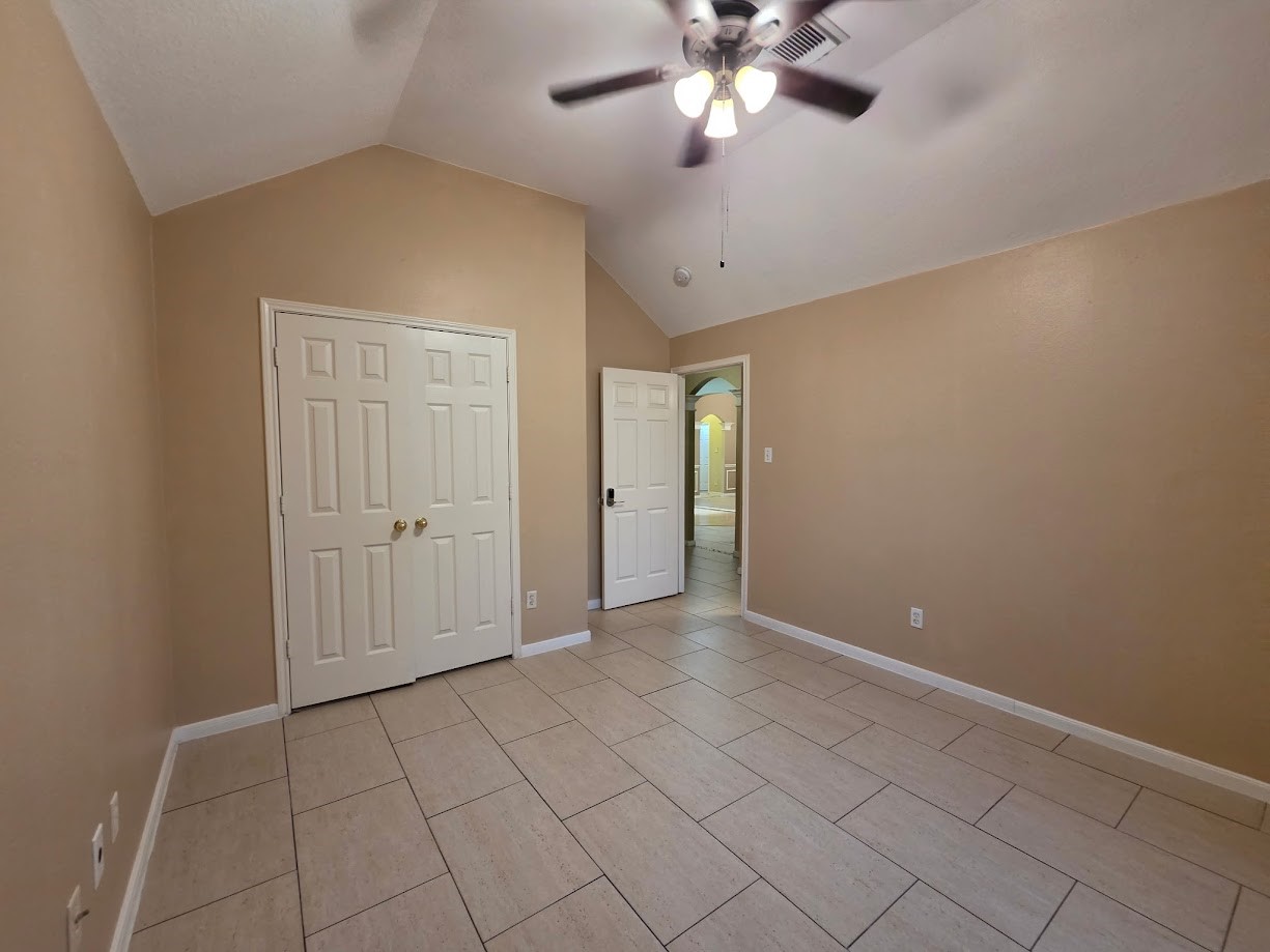 19315 Cloud Peak Drive Property Photo 16