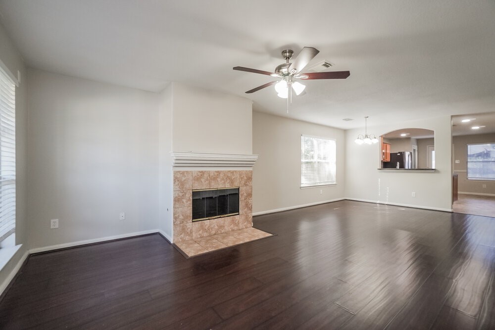 23503 Maple View Drive Property Photo 4