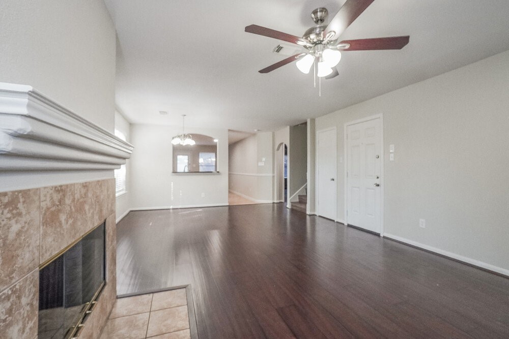 23503 Maple View Drive Property Photo 5